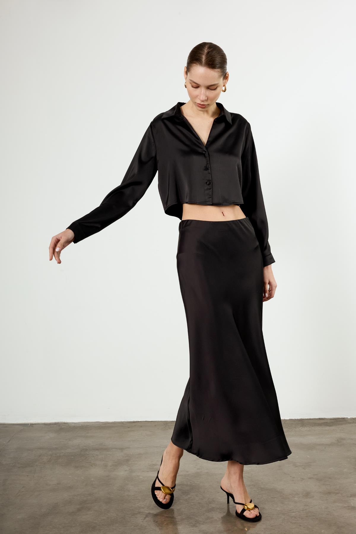 51110 SATEN TAKIM SİYAH