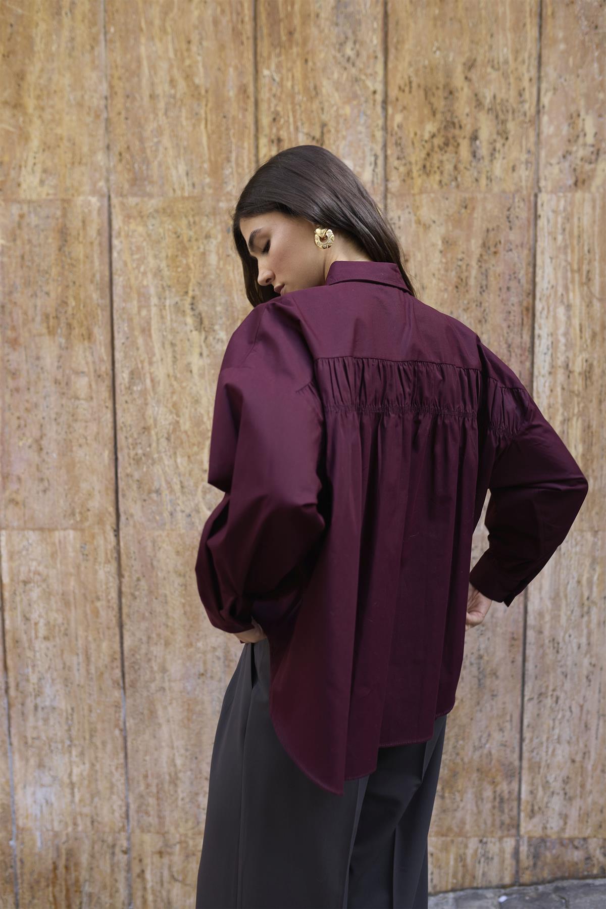 4992 ARKASI BÜZGÜLÜ GÖMLEK MÜRDÜM