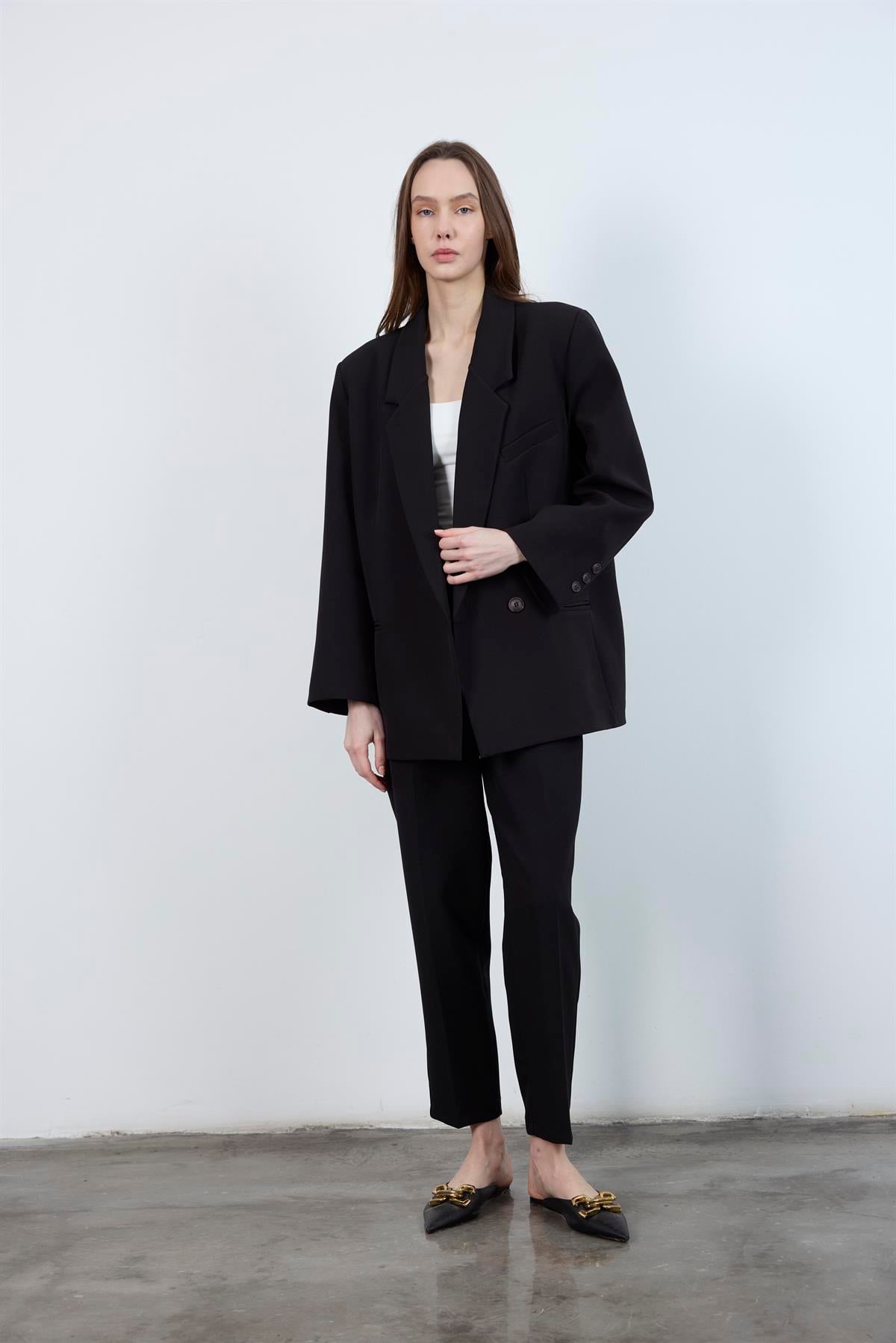 50109 PENSLİ HAVUÇ PANTOLON SİYAH