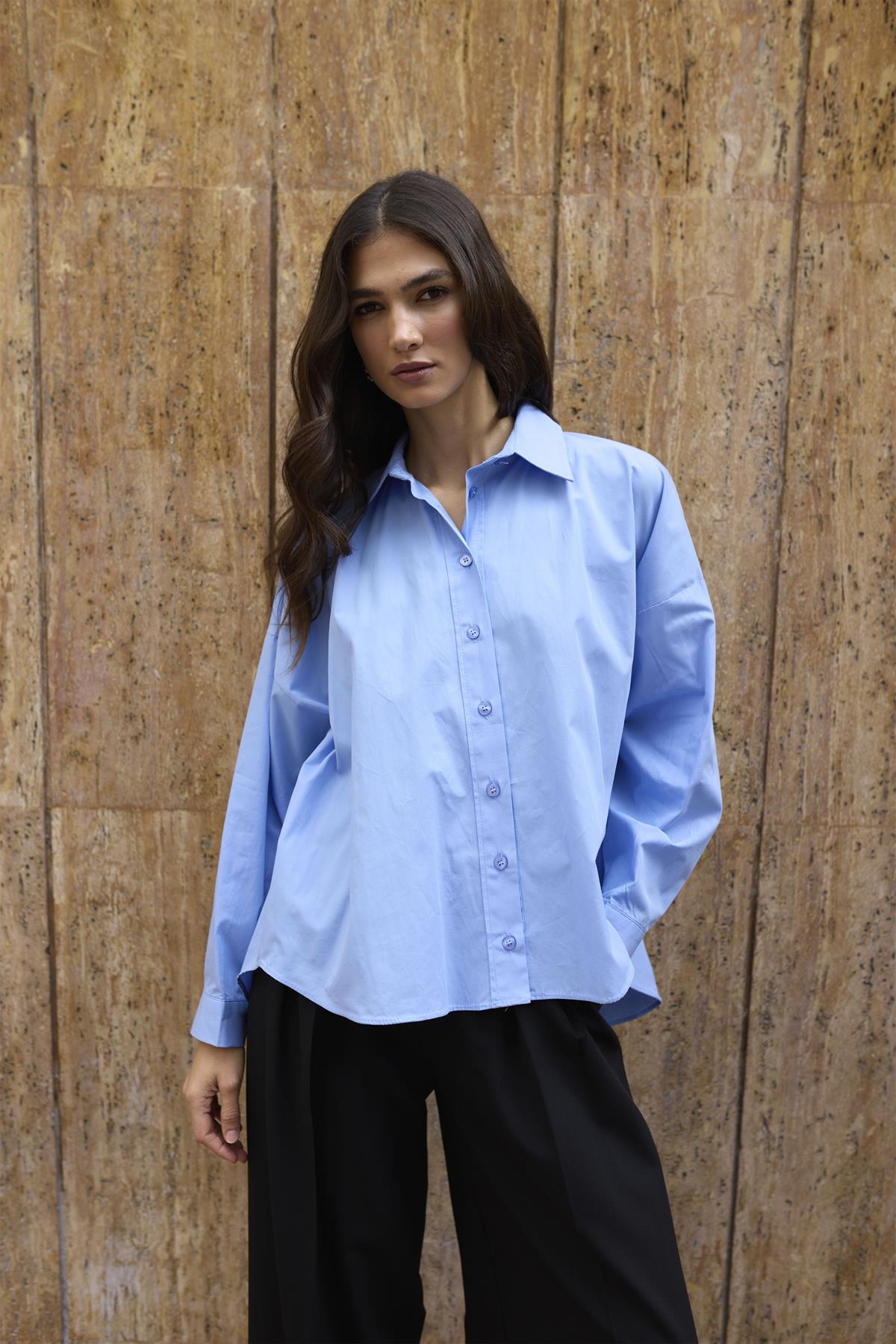 4992 ARKASI BÜZGÜLÜ GÖMLEK MAVİ