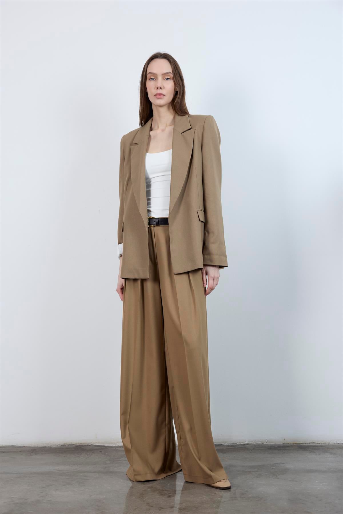 9300 POLİVİSKON CEKET KARAMEL