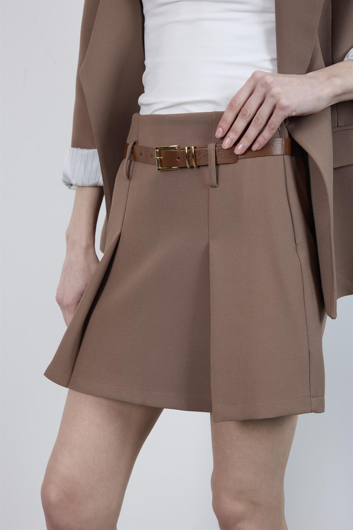 51065 ATLAS KEMERLİ ŞORT ETEK AÇIK KAHVE