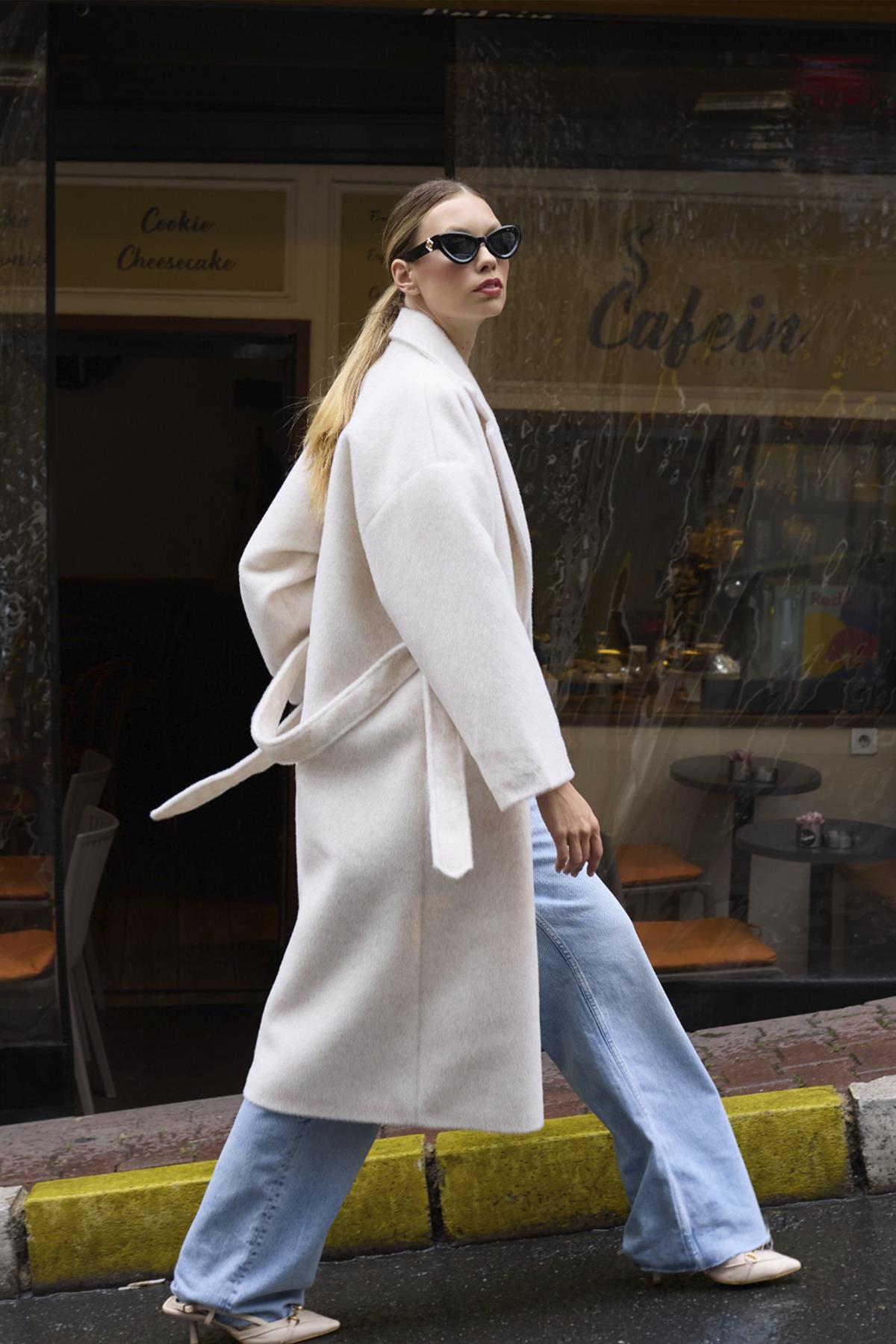 9610 PELUŞ TRENÇ BEYAZ