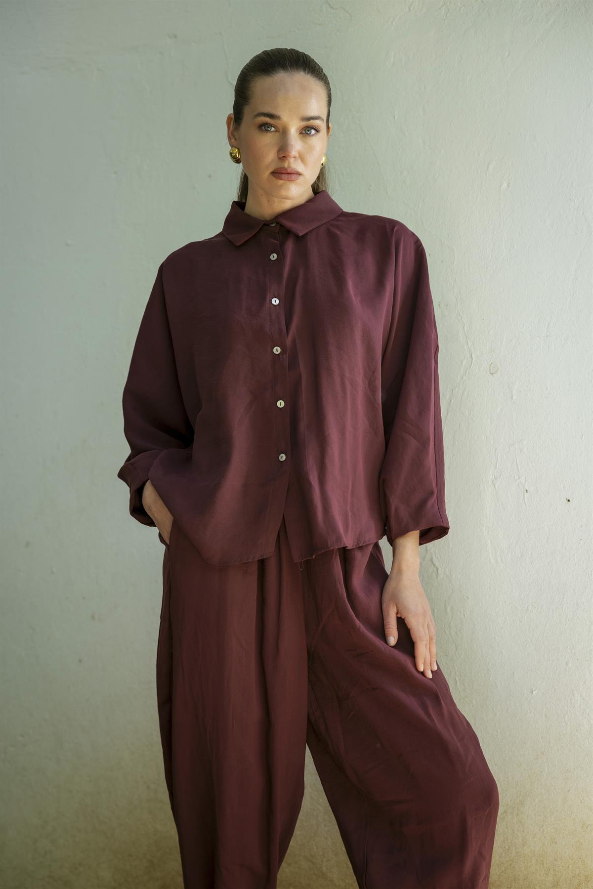 50957 GÖMLEK PANTOLON TAKIM BORDO