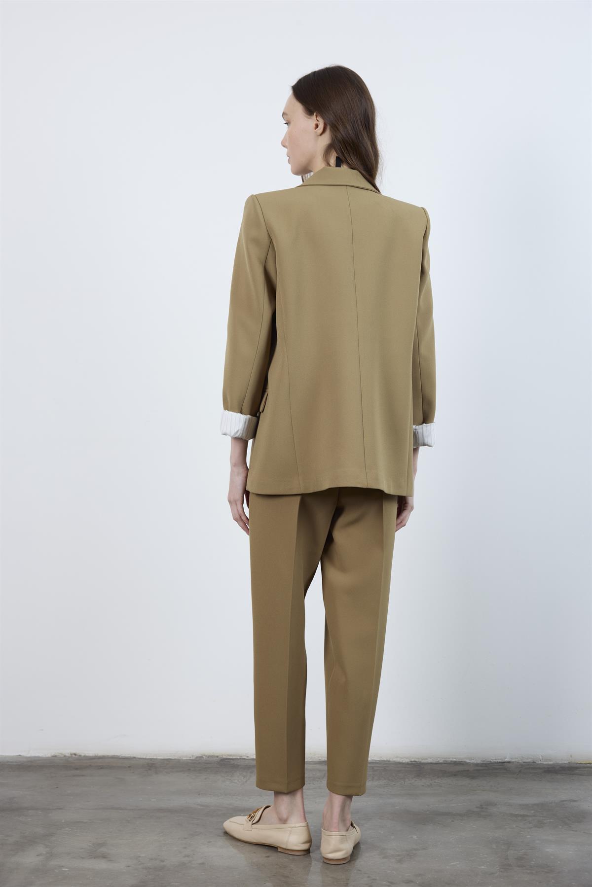 9134 KOLU KATLAMALI CEKET OLİVE