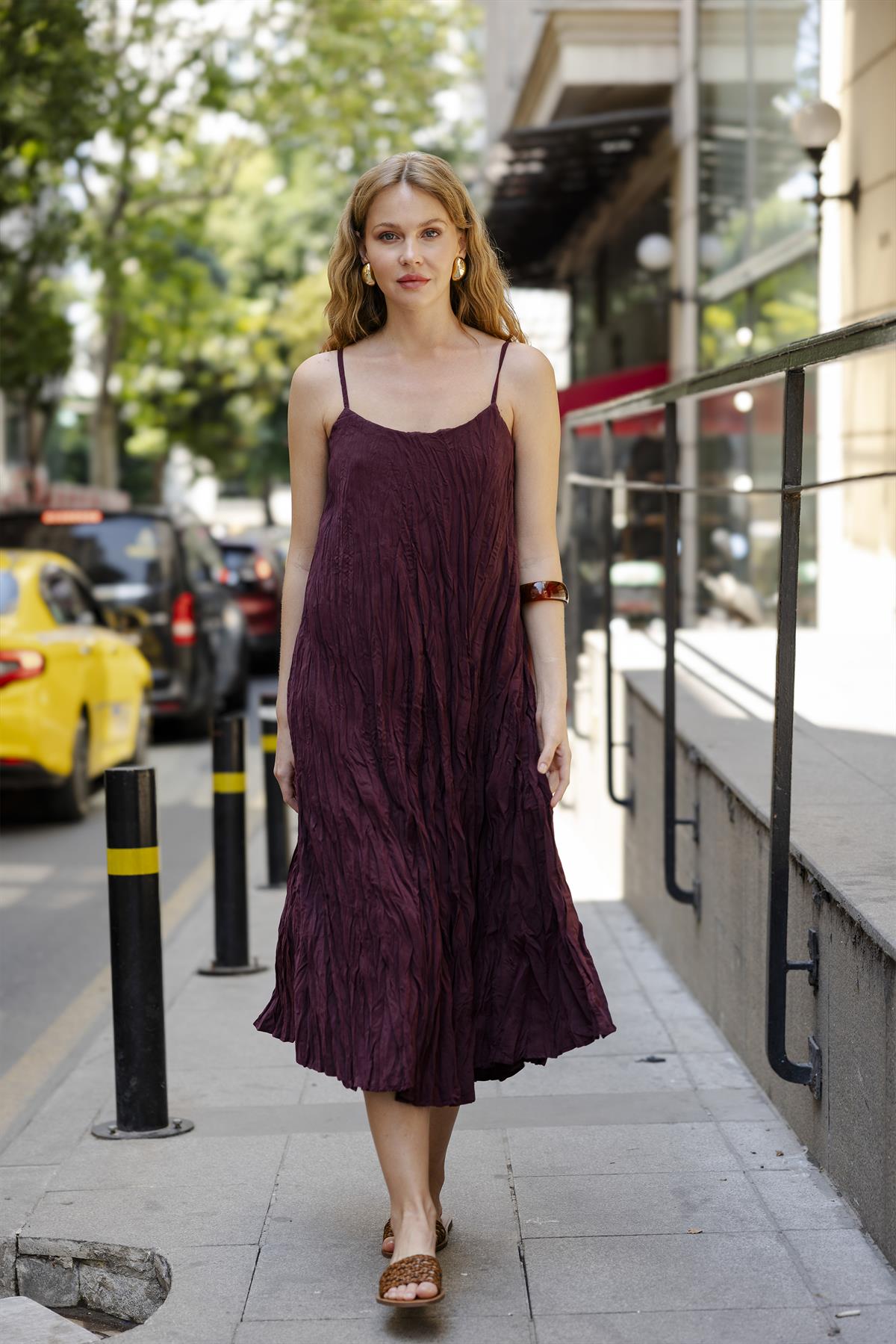 3208 KIRIŞIK ASKILI ELBİSE MÜRDÜM