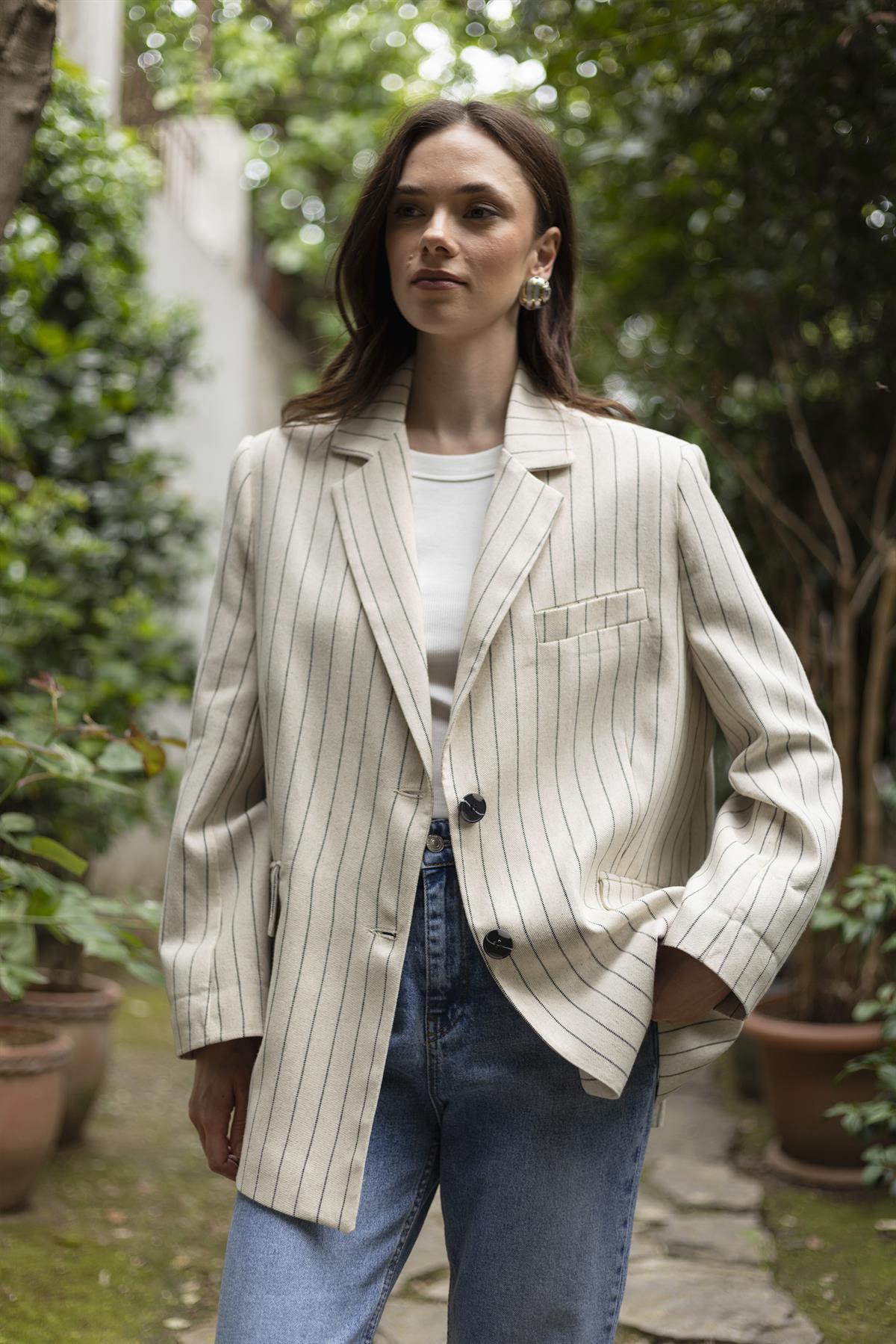 9422 ÇİZGİLİ KETEN CEKET TAŞ-SİYAH