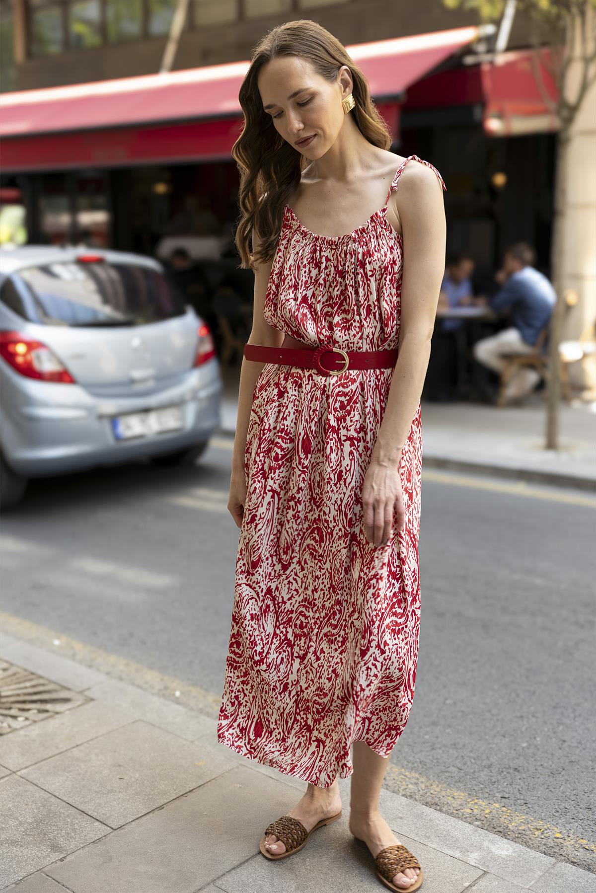 3313 ASKILI ELBİSE KIRMIZI