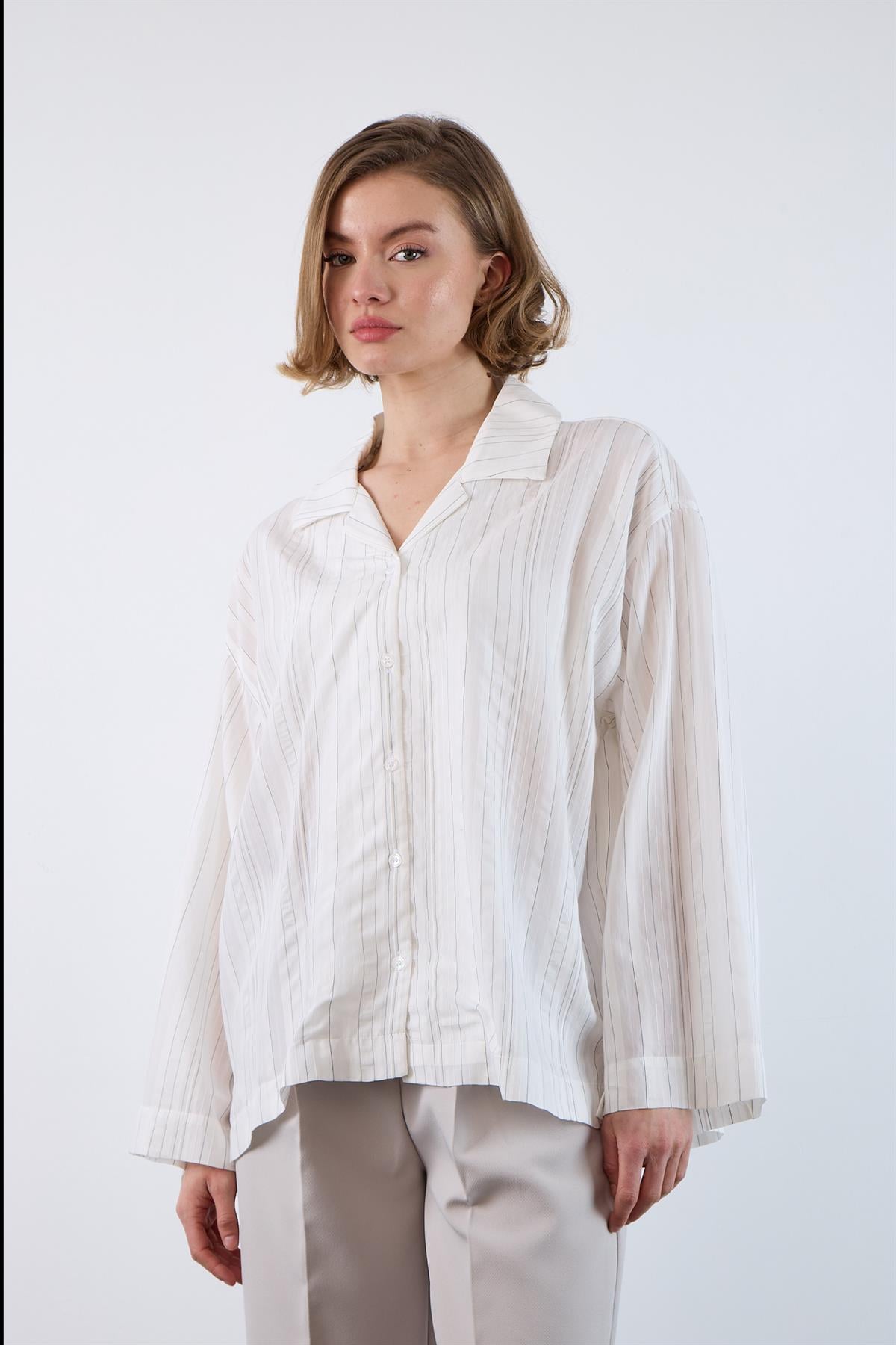 4956 OVERSIZE GÖMLEK BEYAZ-SİYAH
