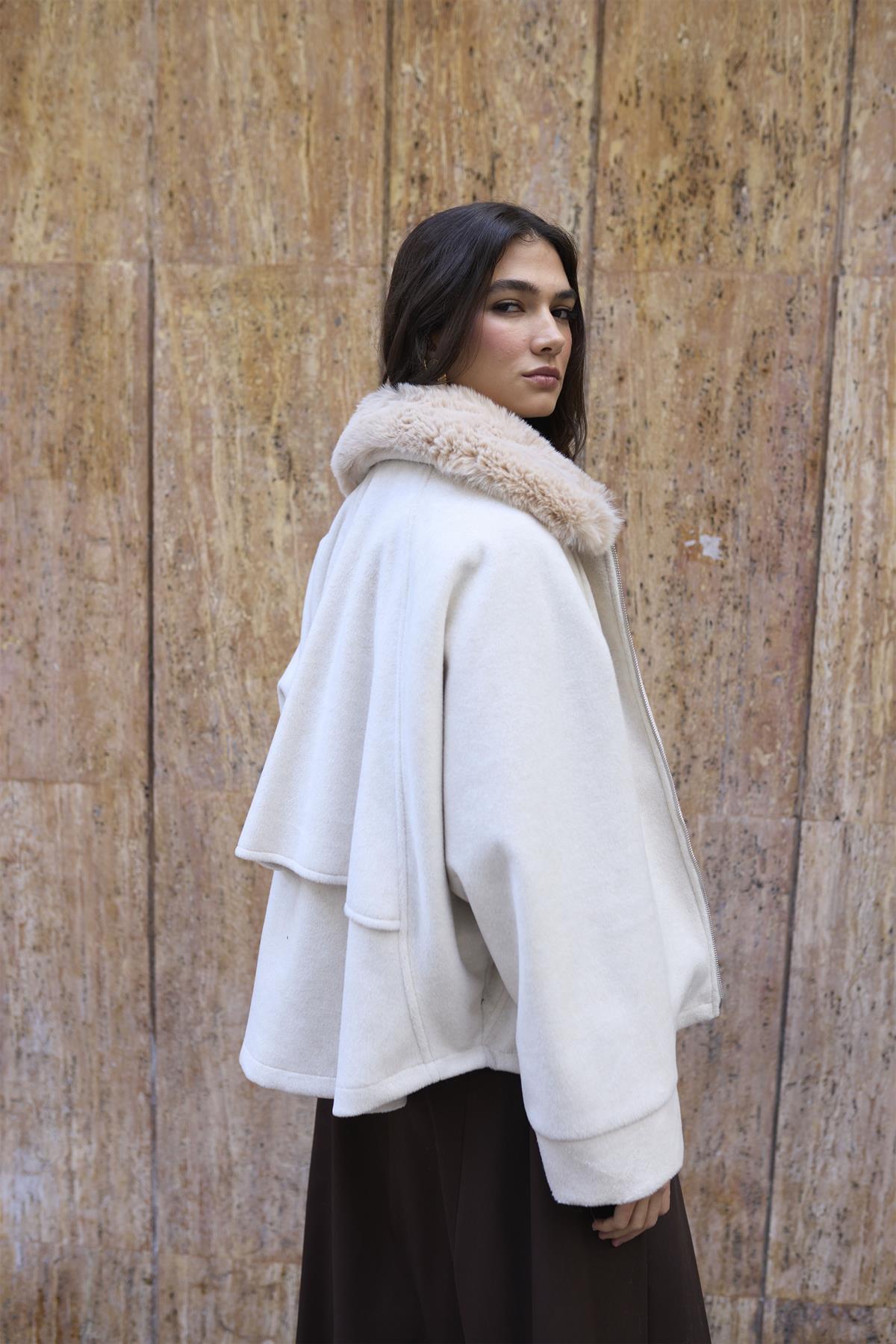 9660 YAKA KÜRKLÜ KAŞE MONT TAŞ