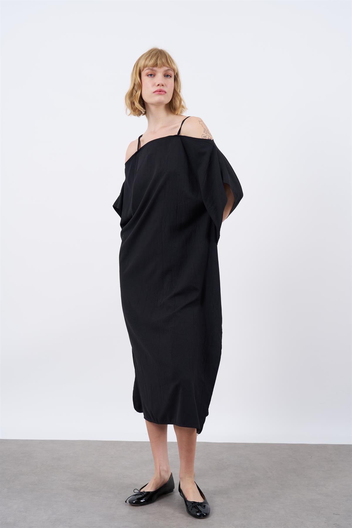 3195 ASKILI ELBİSE SİYAH