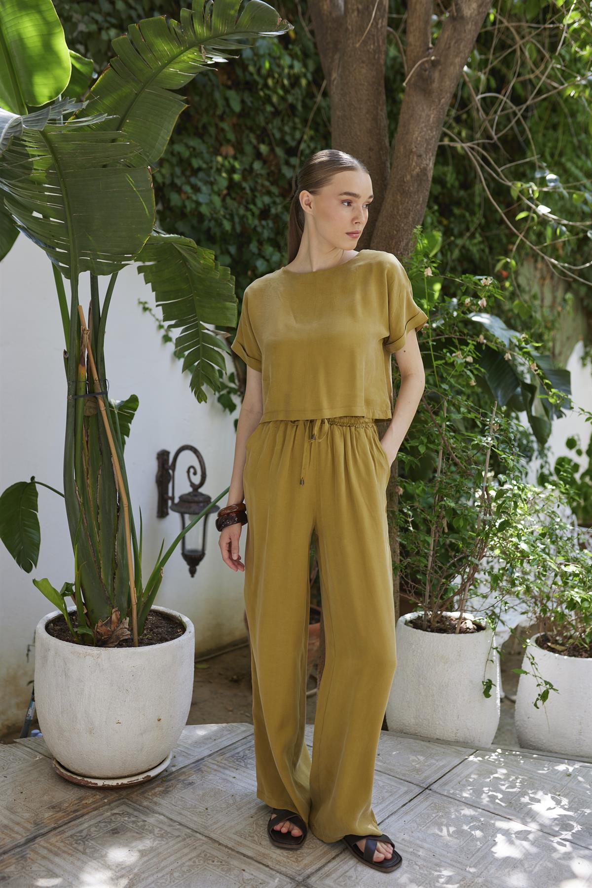 51163 BLUZ PANTOLON TAKIM SAFRAN