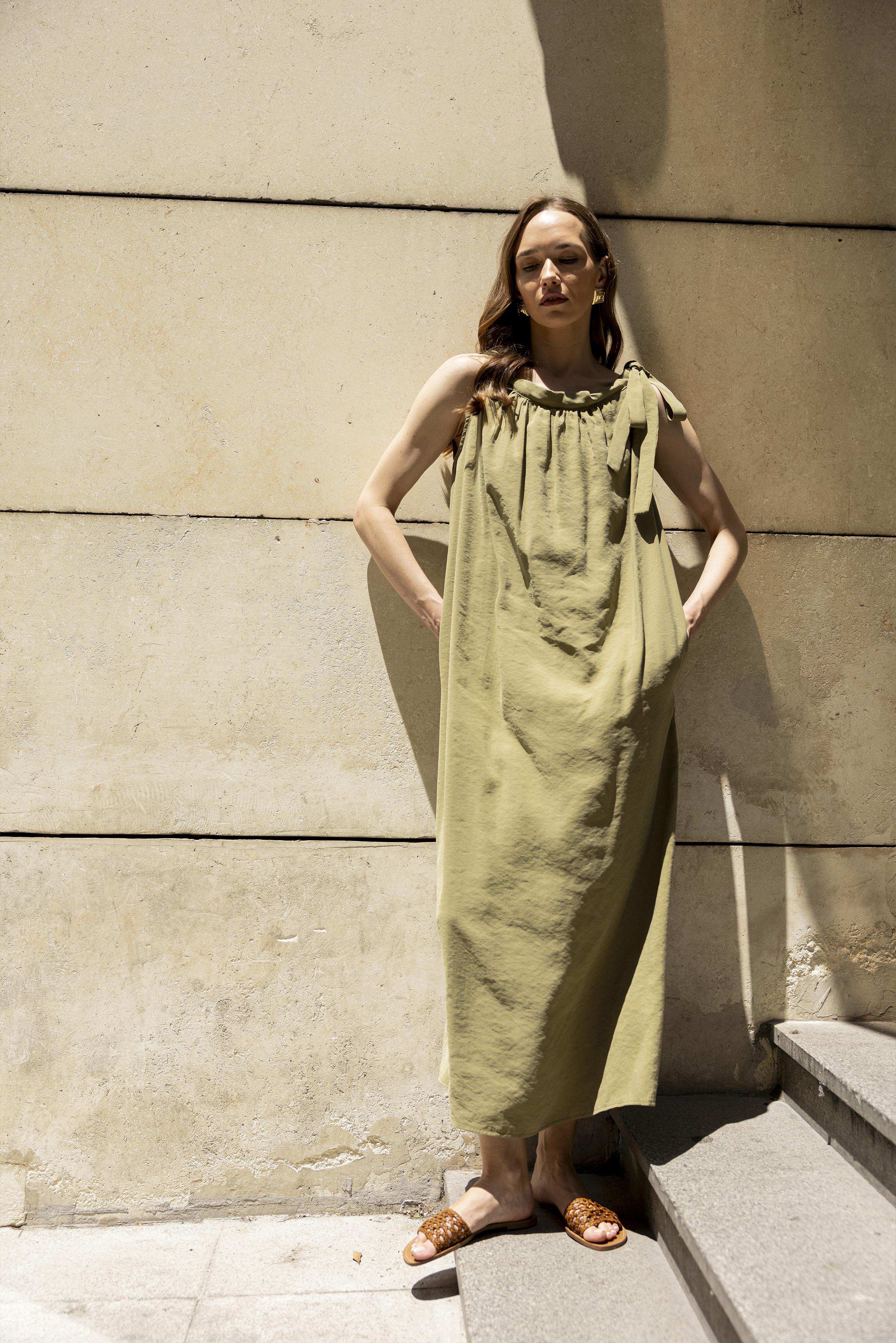 3213 OMUZDAN BAĞLAMALI ELBİSE HAKİ