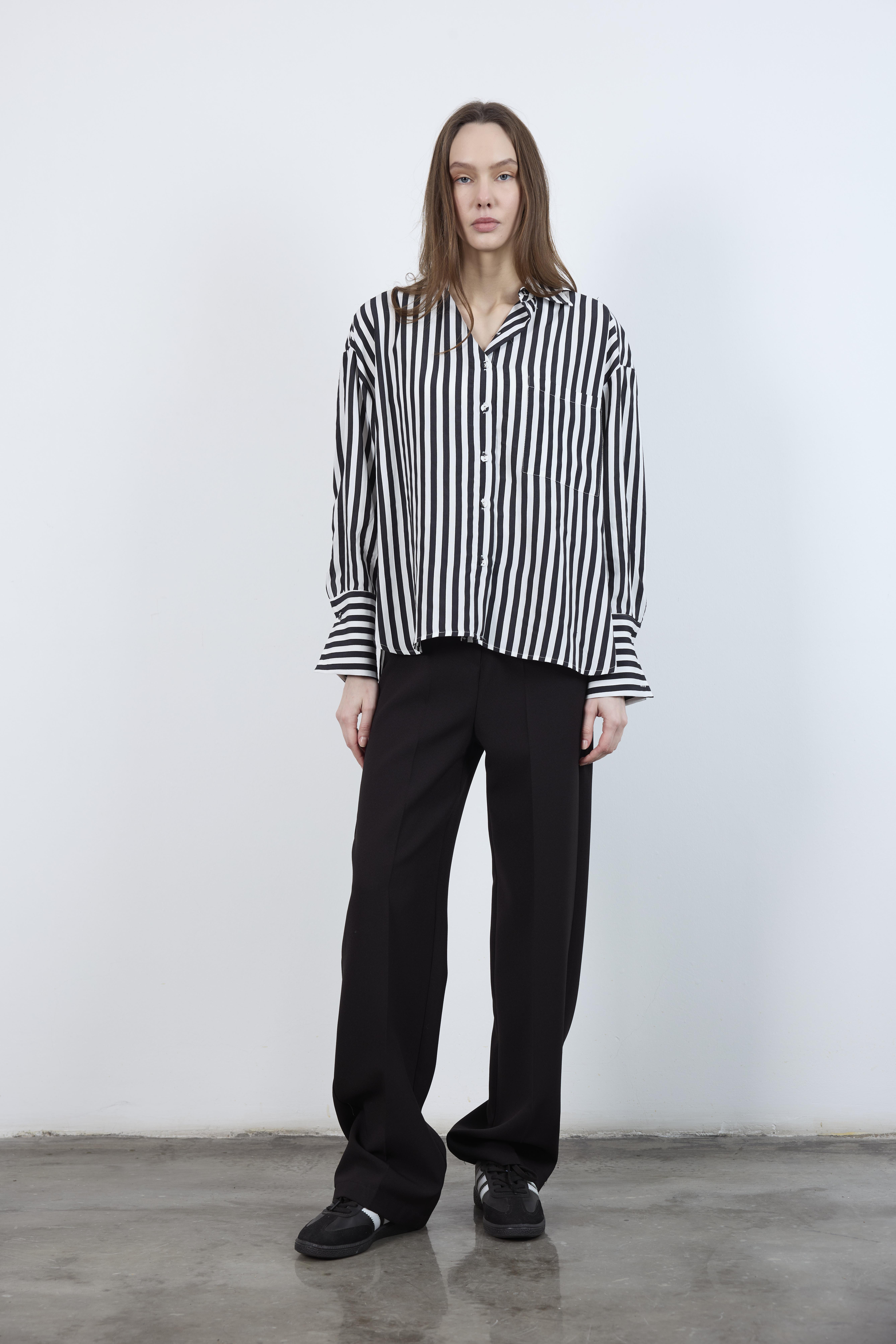 4969 ÇİZGİLİ GÖMLEK SİYAH-BEYAZ