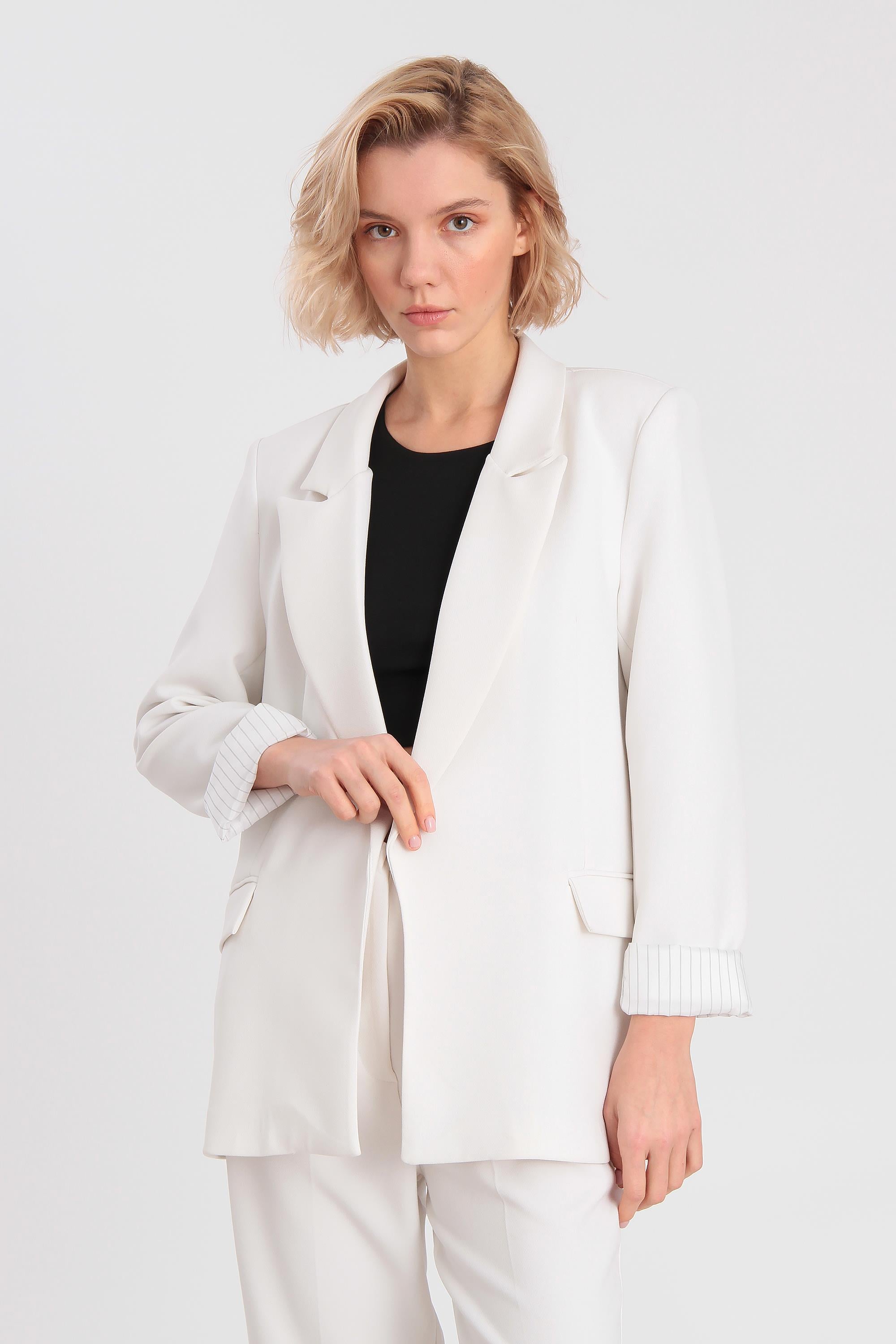 9134 KOLU KATLAMALI CEKET BEYAZ