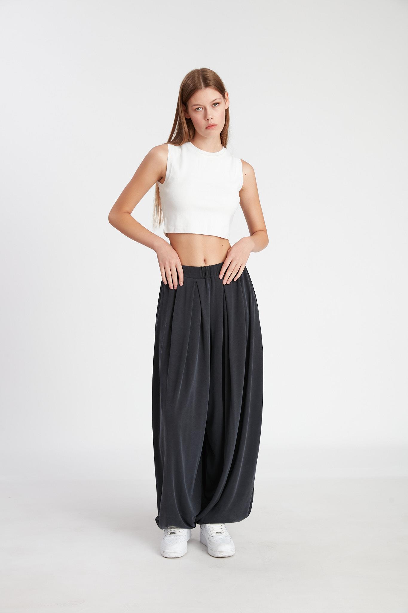 50910 LASTİKLİ  PİKE PANTOLON FÜME