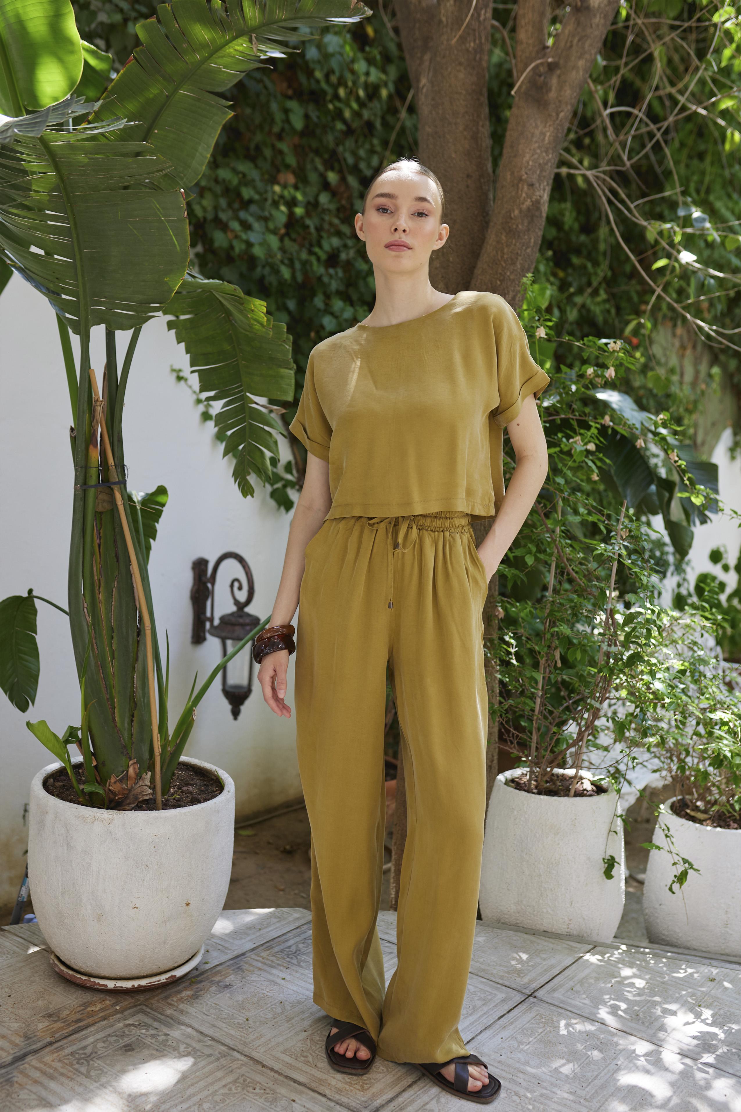 51163 BLUZ PANTOLON TAKIM SAFRAN