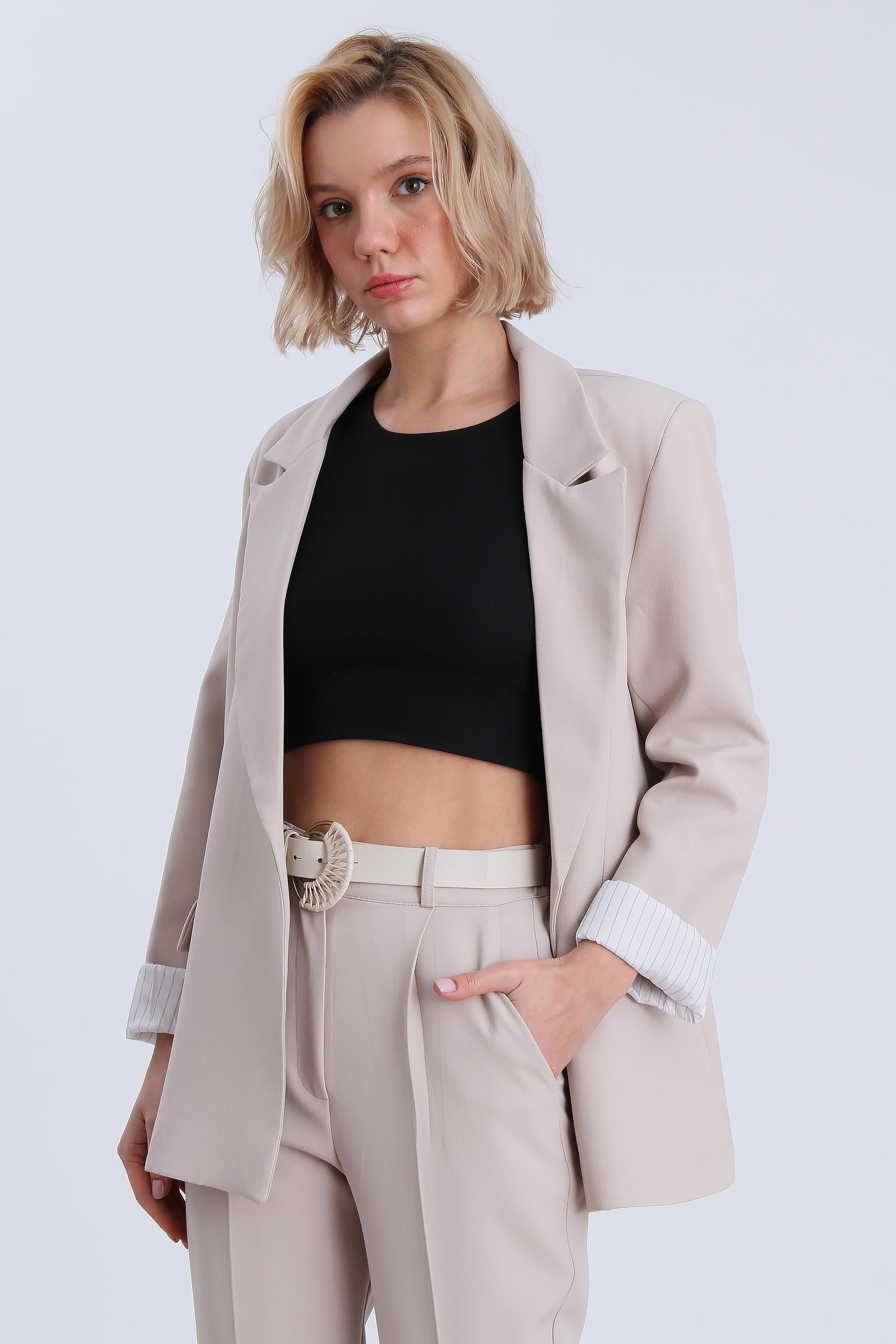 9134 KOLU KATLAMALI CEKET TAŞ