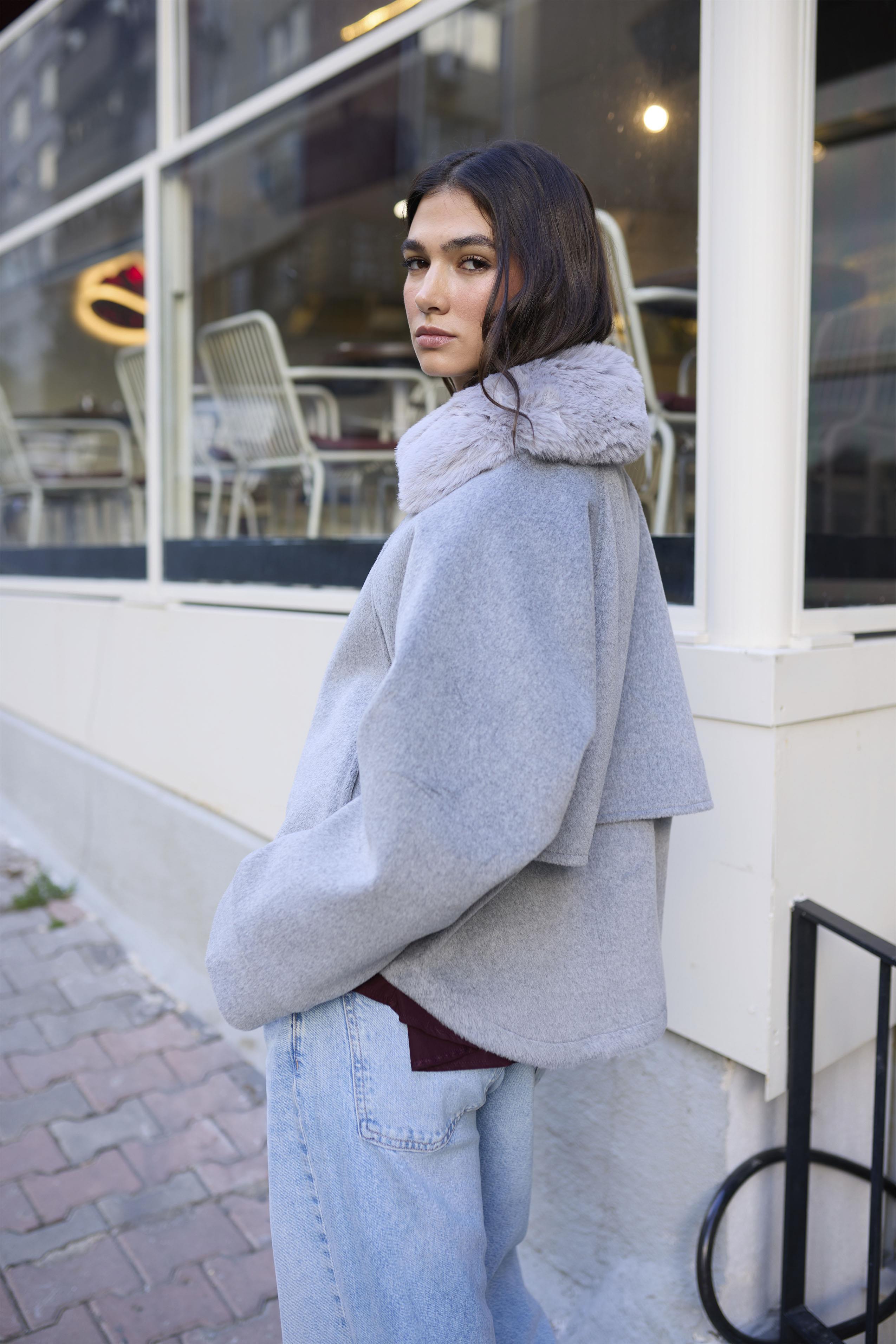 9660 YAKA KÜRKLÜ KAŞE MONT GRİ