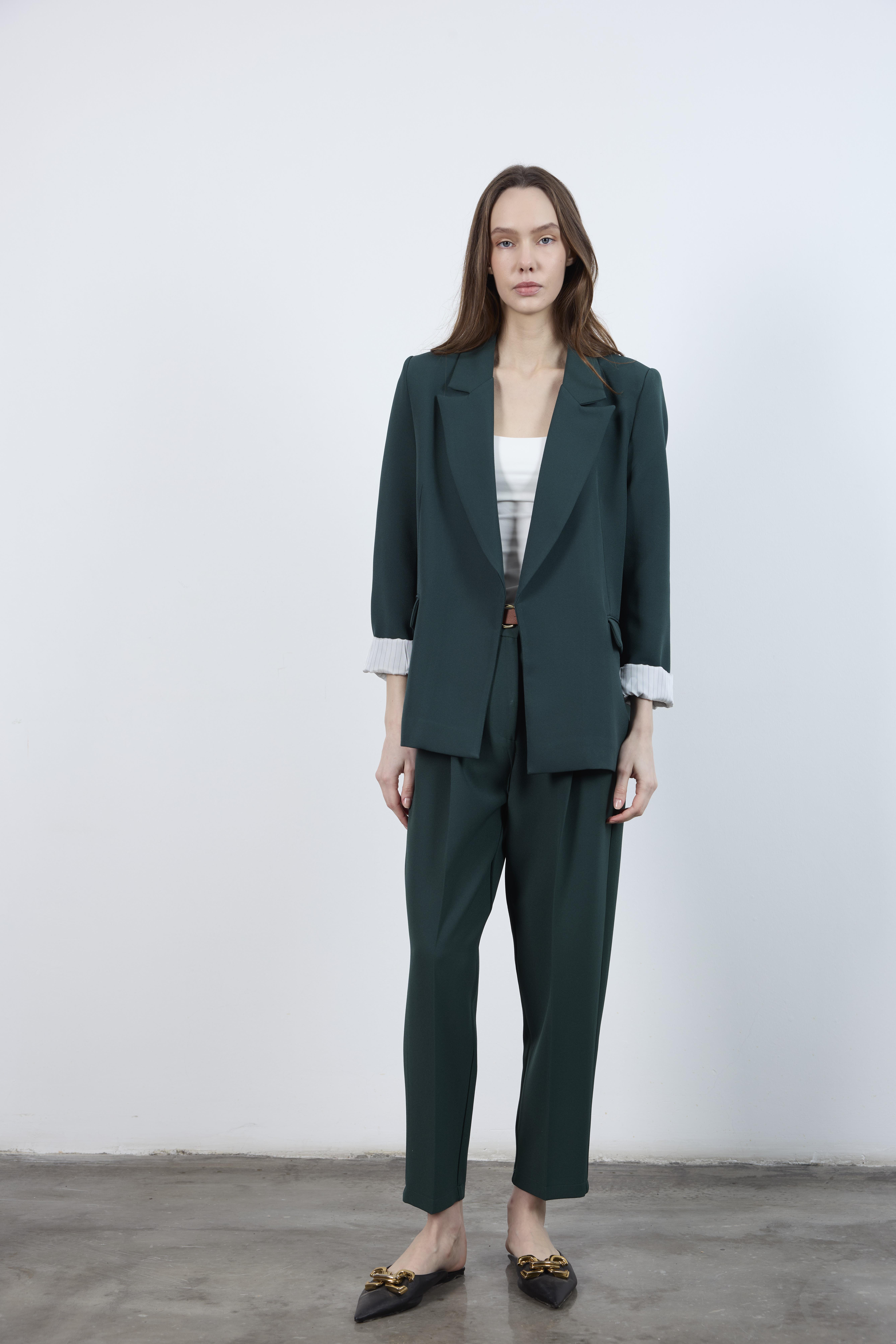 9134 KOLU KATLAMALI CEKET ZÜMRÜT