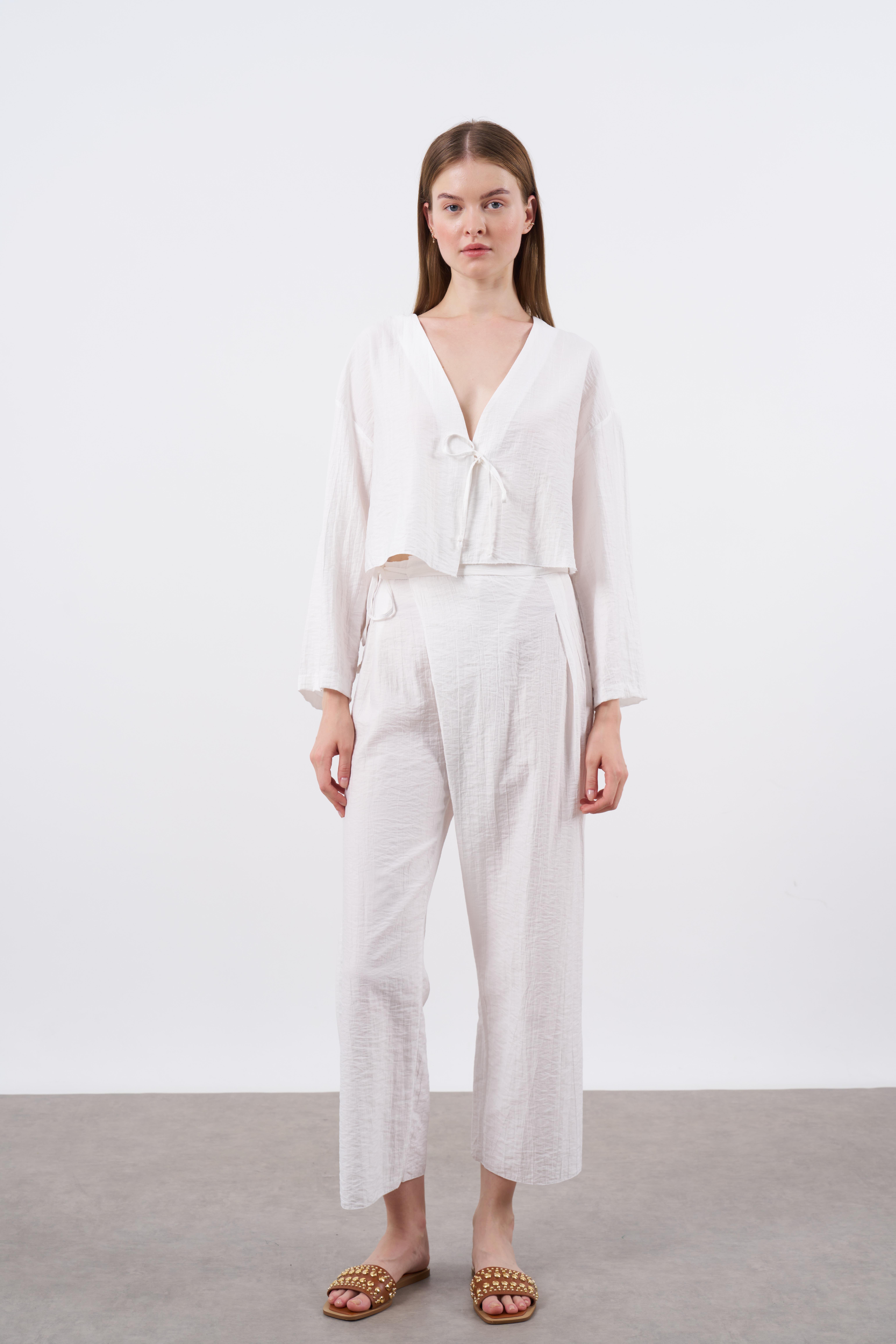 51047 BAĞCIKLI CROP TAKIM EKRU