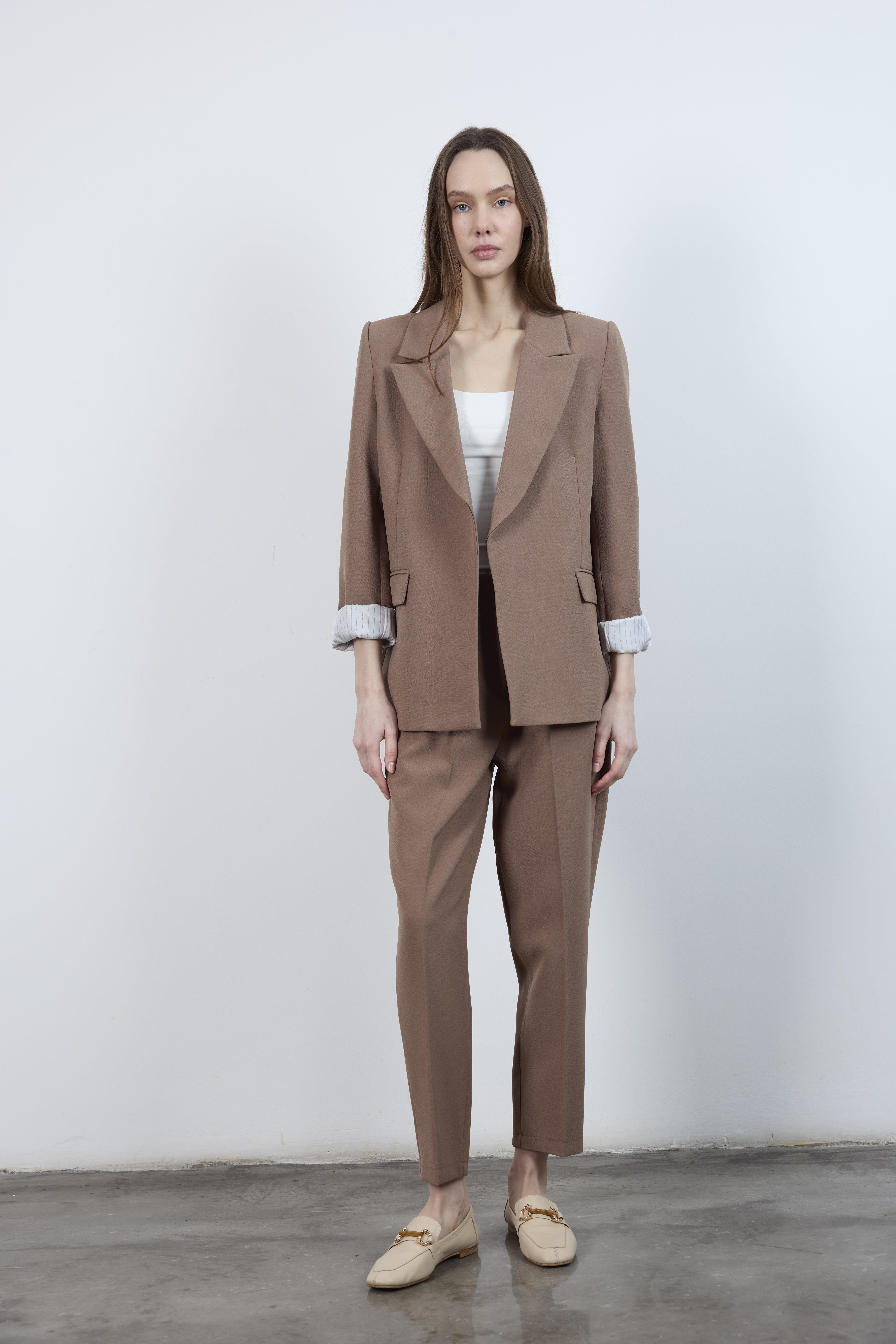 50109 PENSLİ HAVUÇ PANTOLON AÇIK KAHVE