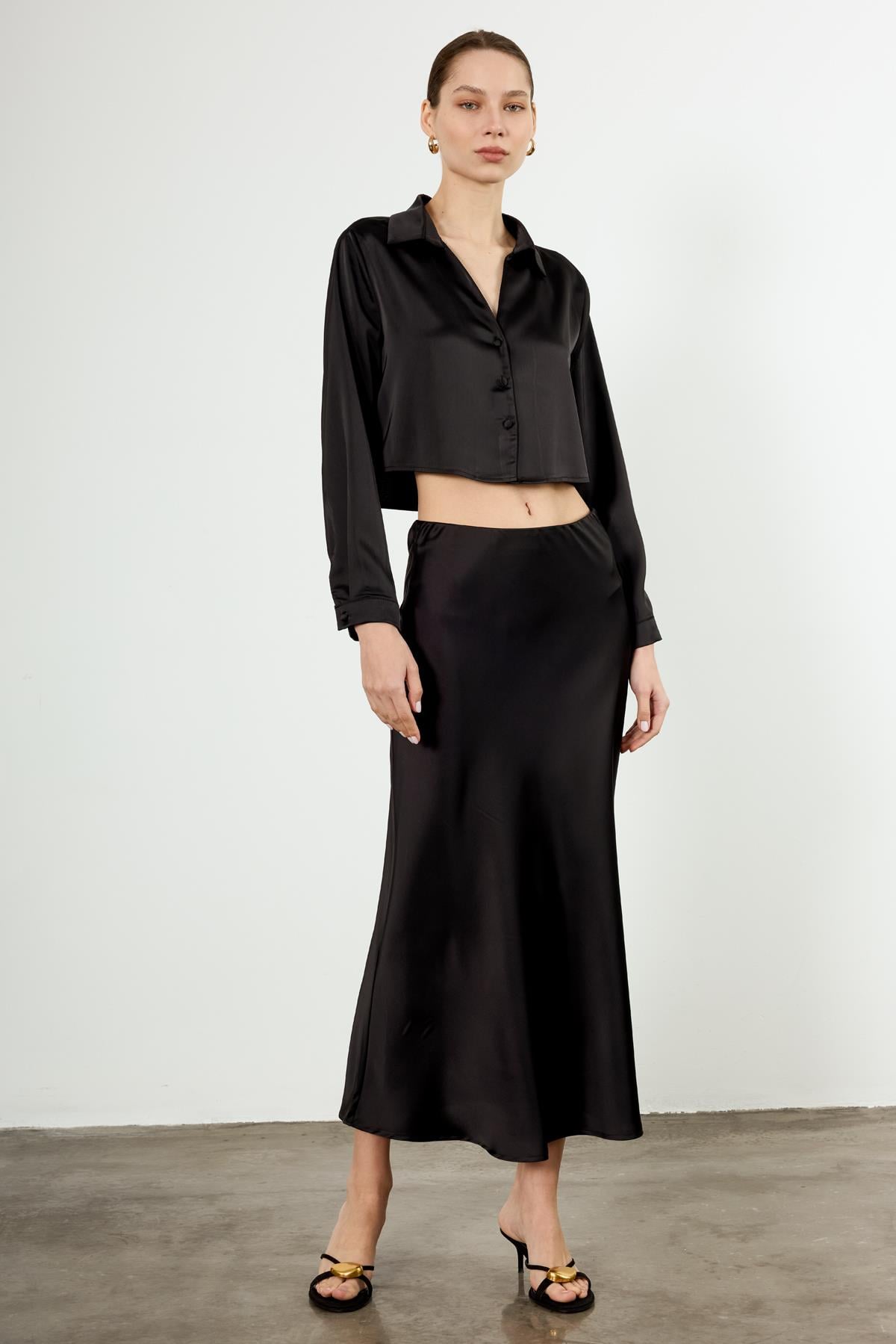 51110 SATEN TAKIM SİYAH