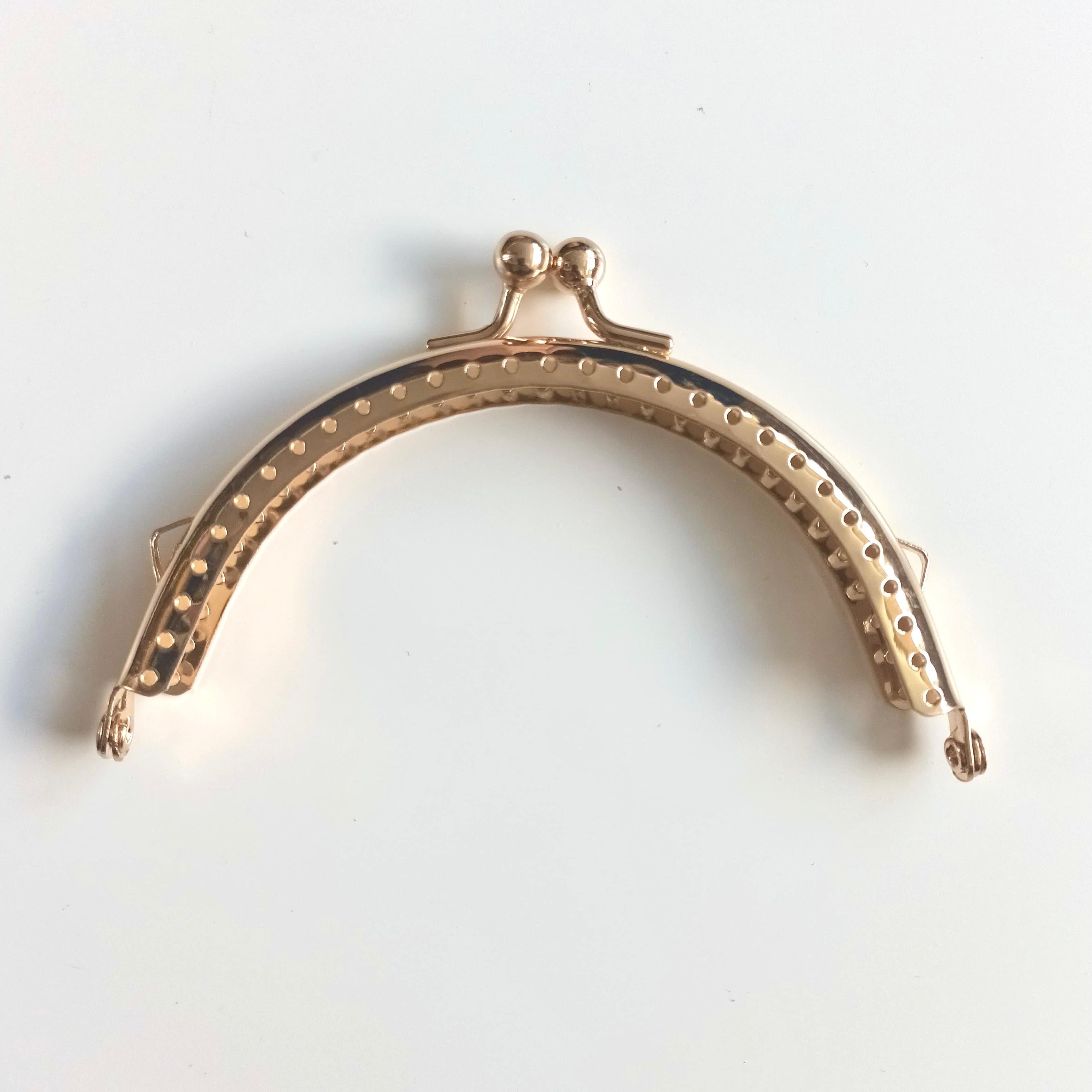 Çanta ve Cüzdan Klipsi Altın Renk Oval Model 10,5 Cm