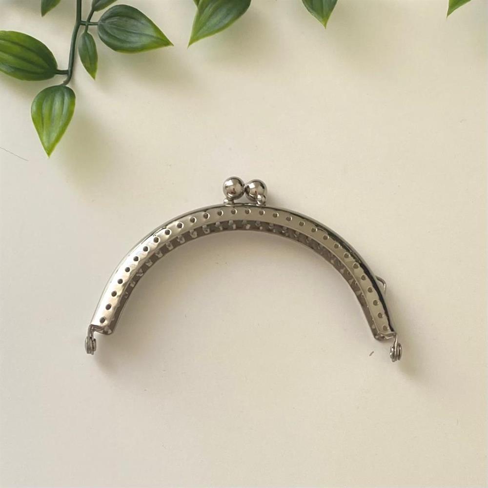 Çanta ve Cüzdan Klipsi Gümüş Renk Oval Model 10,5 Cm