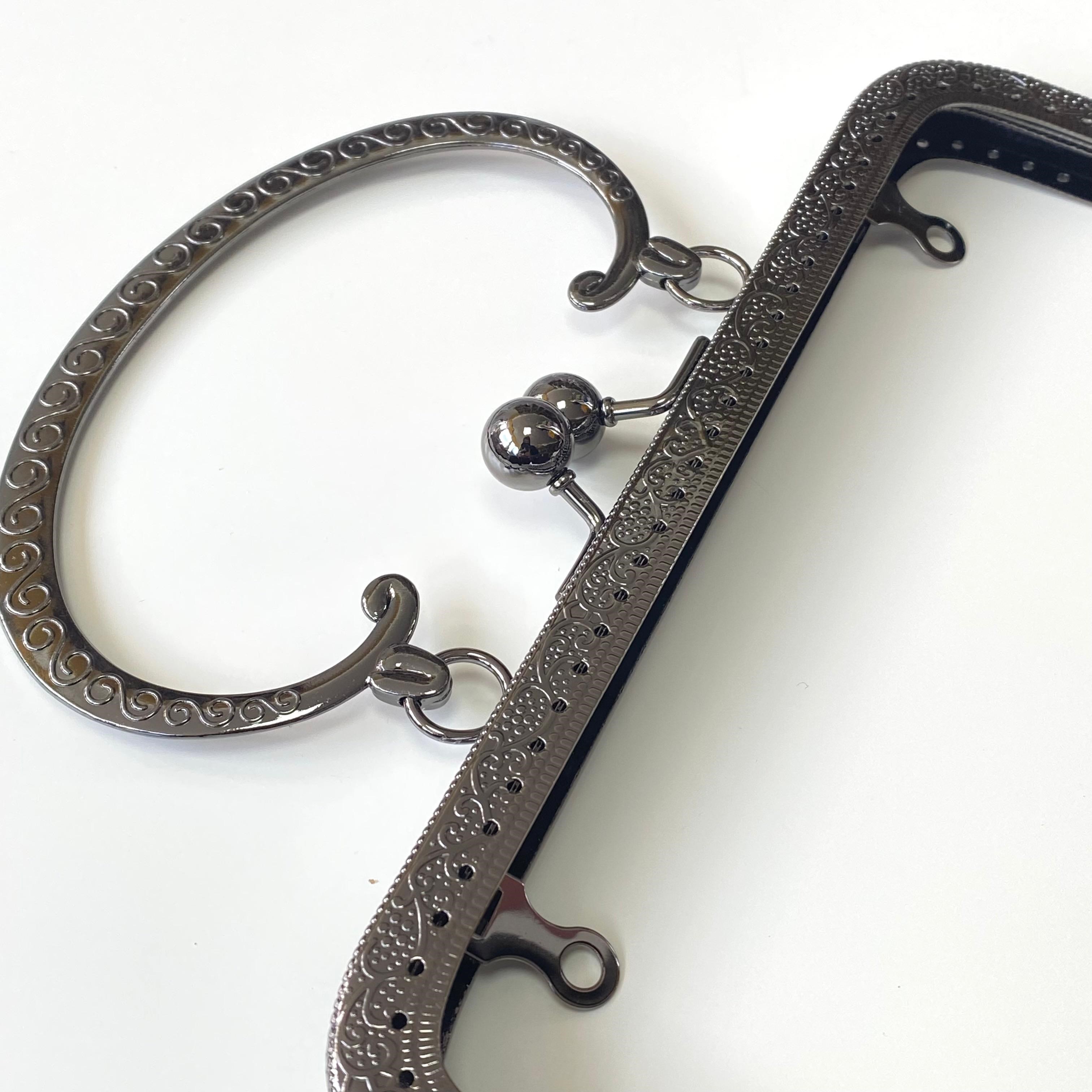 Çanta ve Cüzdan Klipsi Saplı Koyu Gri Renk 20 Cm Model C112