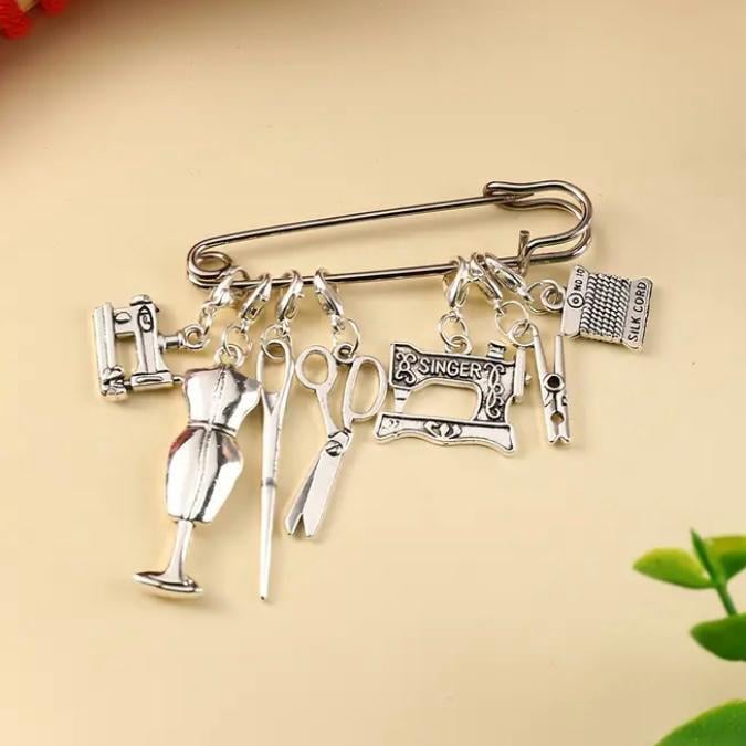 Metal Dikiş ve Hobi Figürlü Broş Set