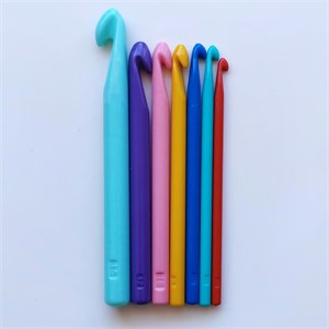 Plastik Örgü Tığ Seti 7 Adet Büyük Numaralar (6)-(7)-(8)-(9)-(10)-(12)-(15) Numaralar