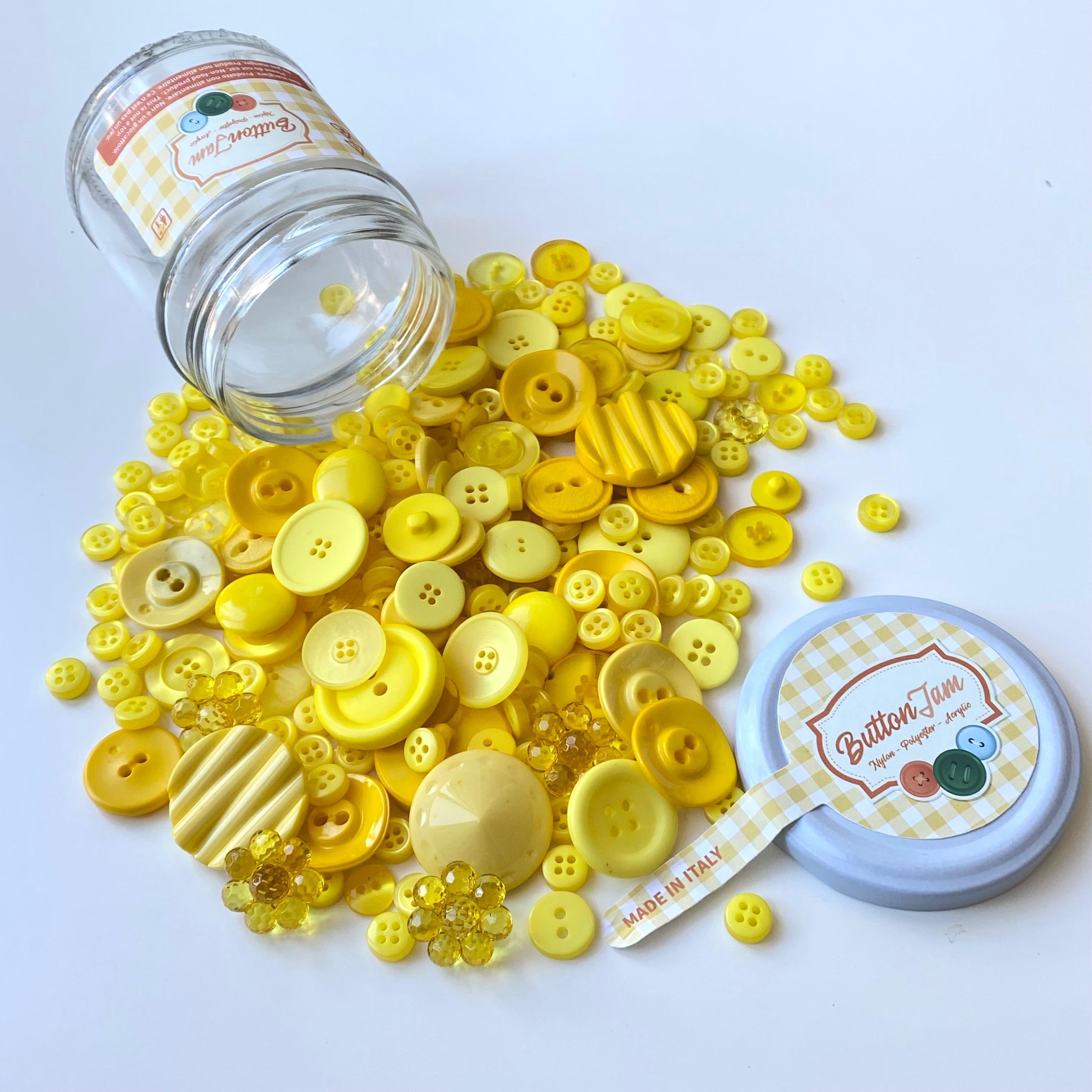 Button Jam Kavanozda Karşık Boy Ve Modellerde İtalyan Aksesuar Düğmesi - Sarı Karışım