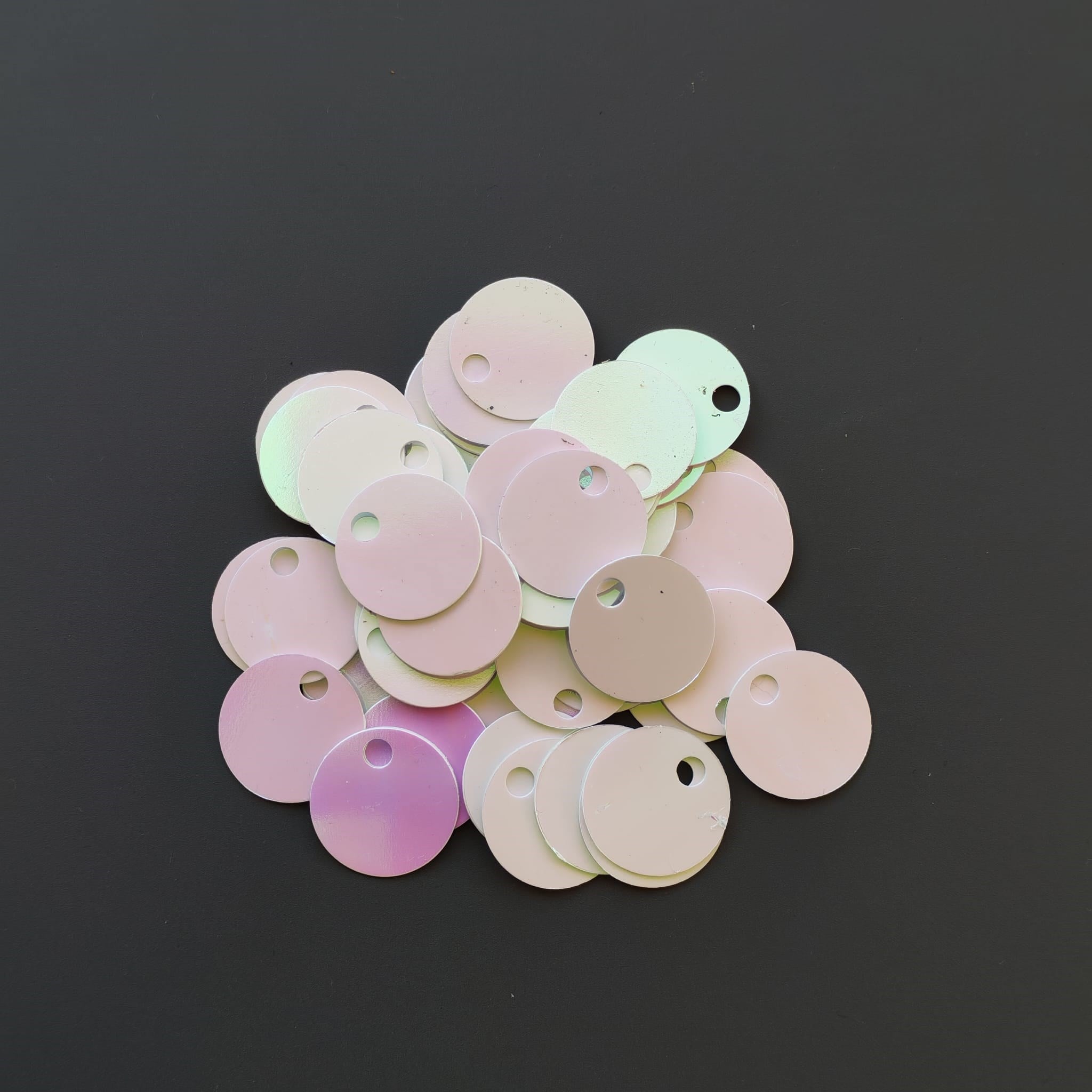 Çanta Elbise Pul Payet 20 MM Beyaz Janjanlı +/- 100 Adet - 20,5 Gr