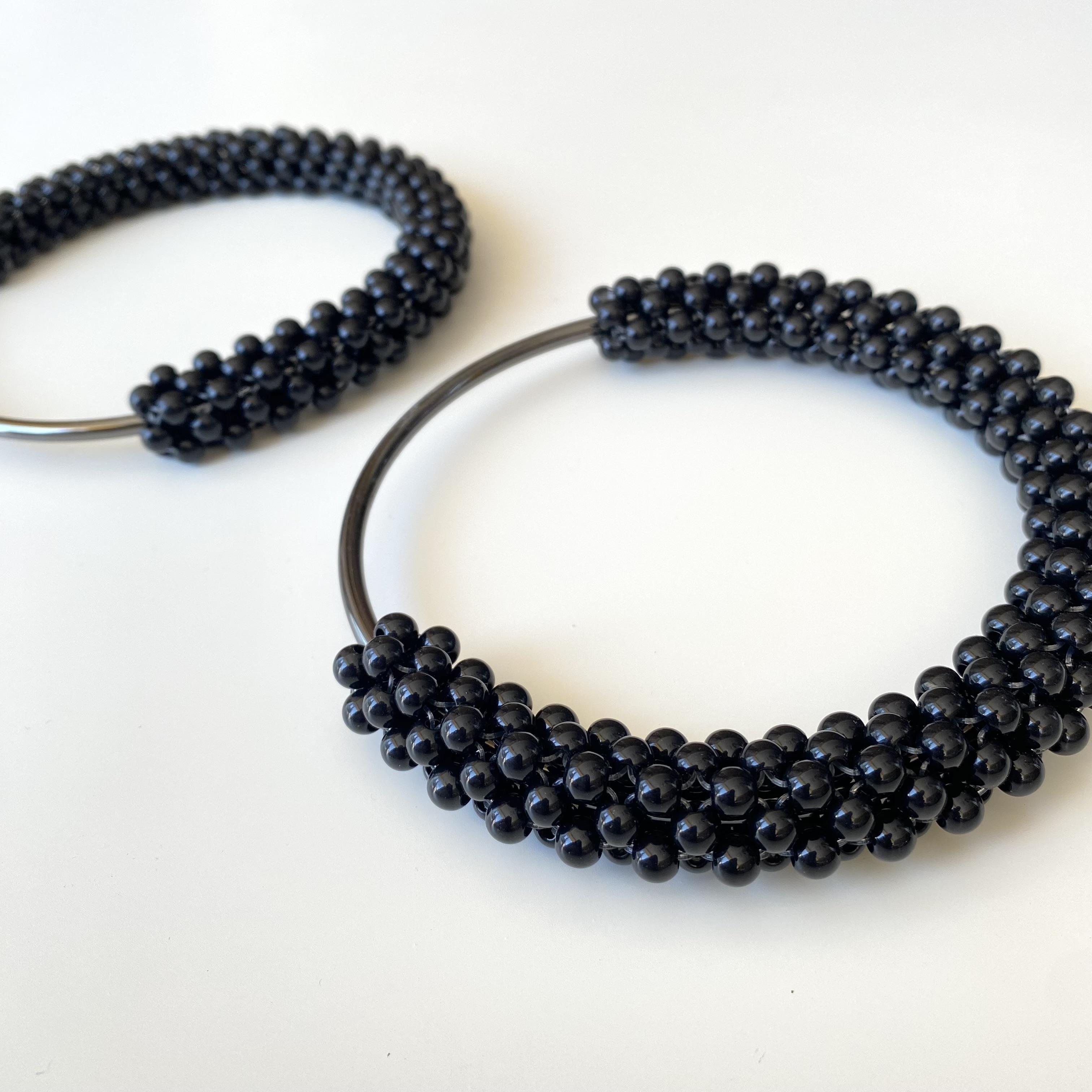 Çanta Sapı Siyah İncili Krom Halka Detaylı