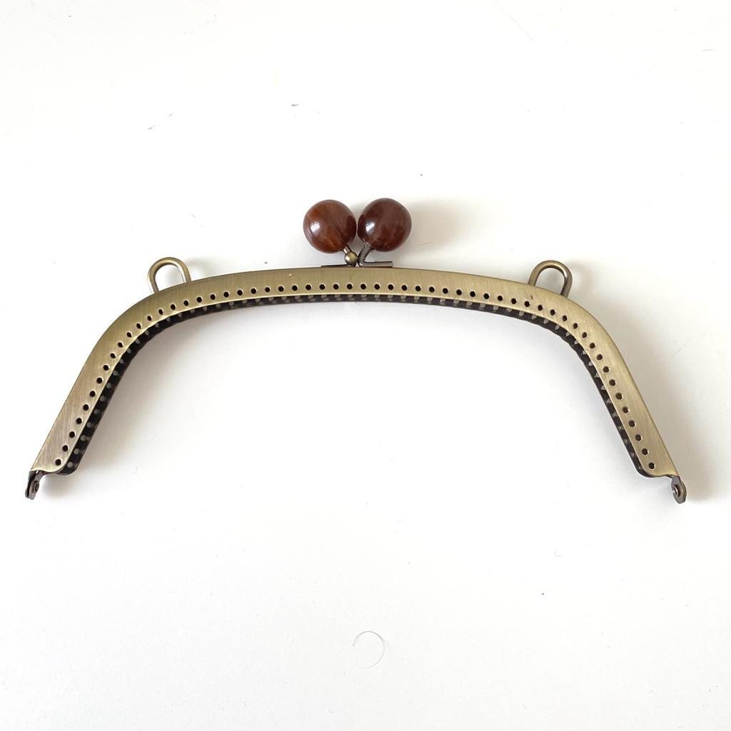 Çanta ve Cüzdan Klipsi Antik Renk Kahve Başlı 23 Cm