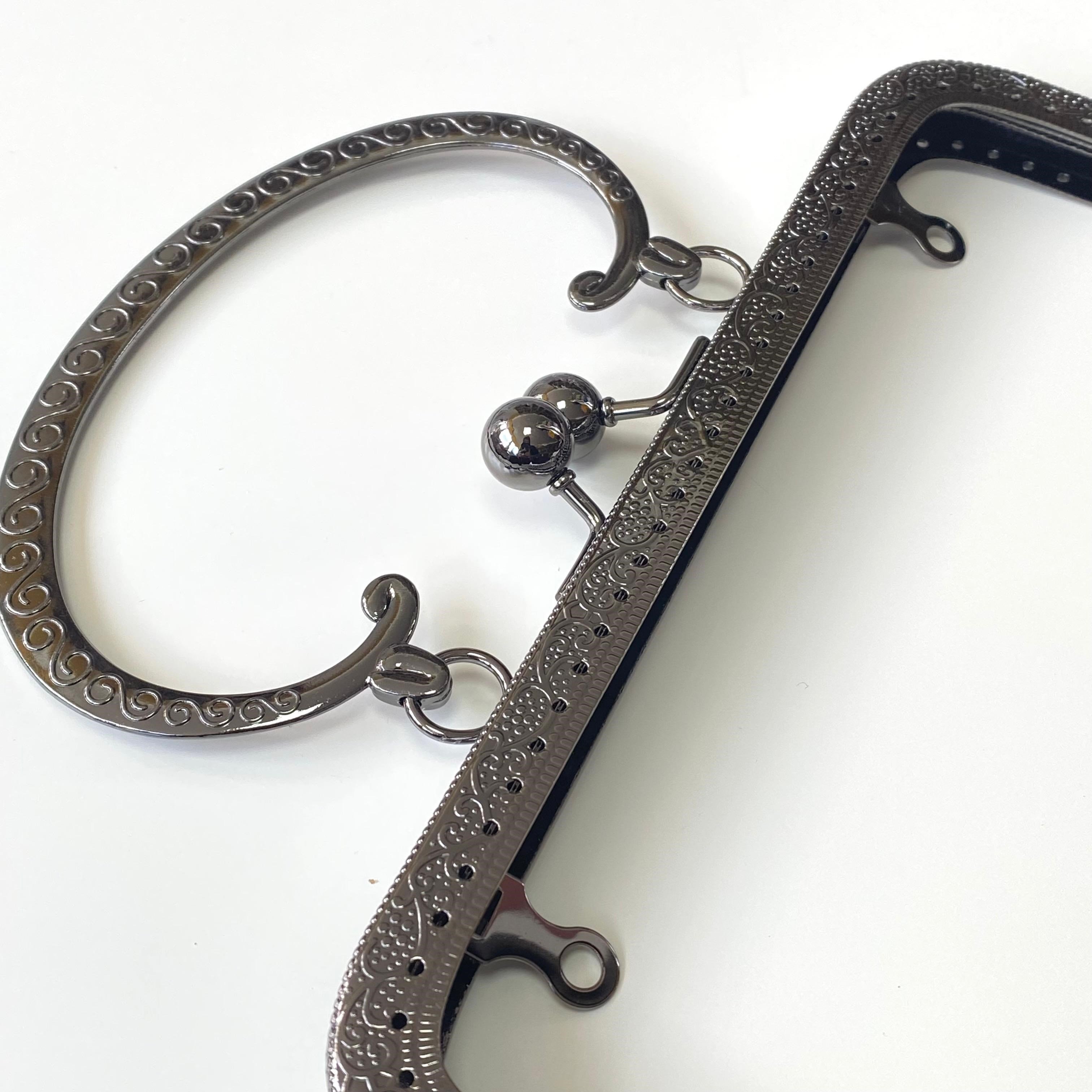 Çanta ve Cüzdan Klipsi Saplı Koyu Gri Renk 20 Cm Model C112