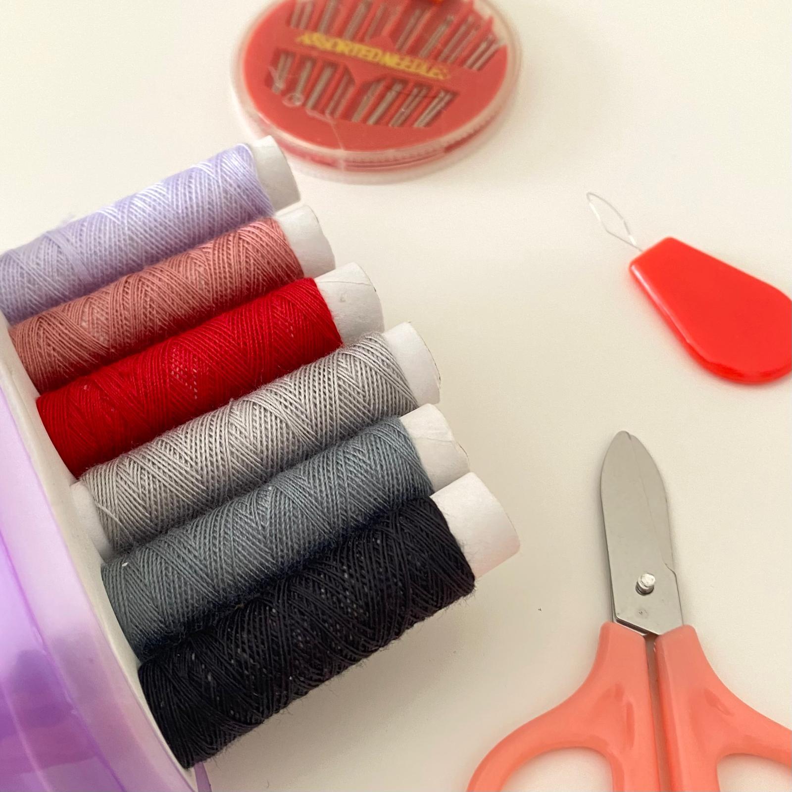 Dikiş İplik ve İğne seti Mor Elma Kutulu Kod: 30864