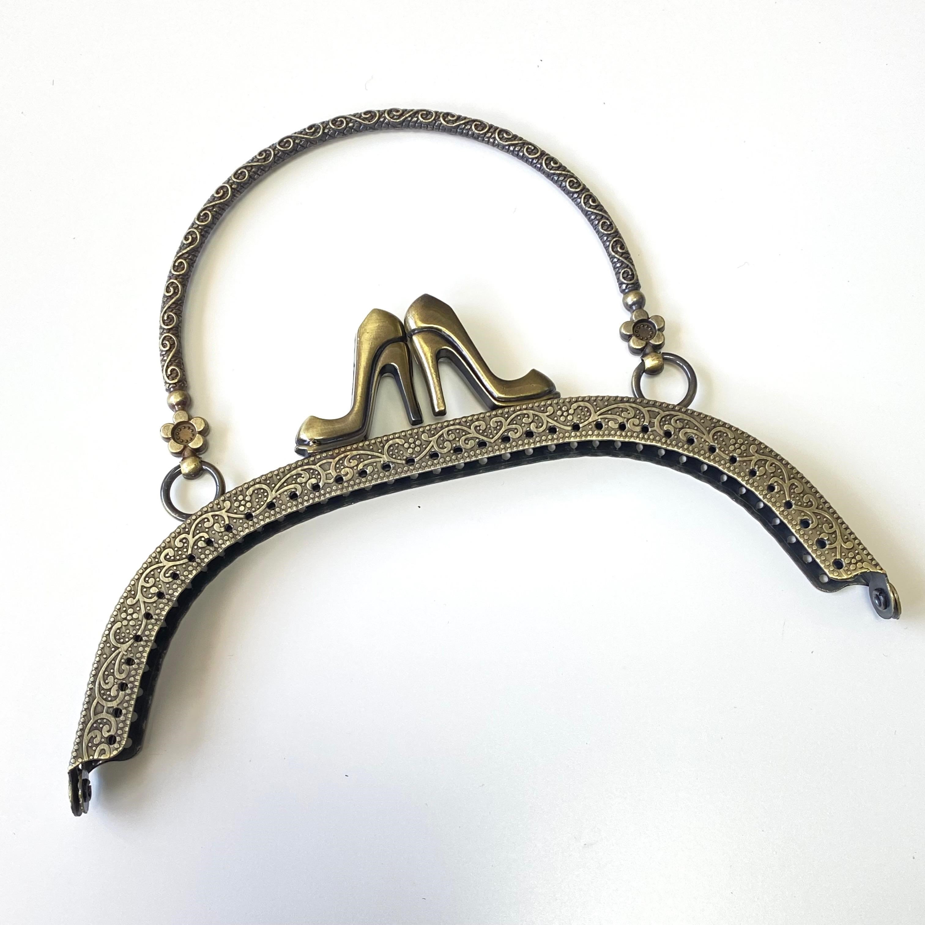 Saplı Çanta Klipsi Topuklu Ayakkabı Model Antik 16 Cm