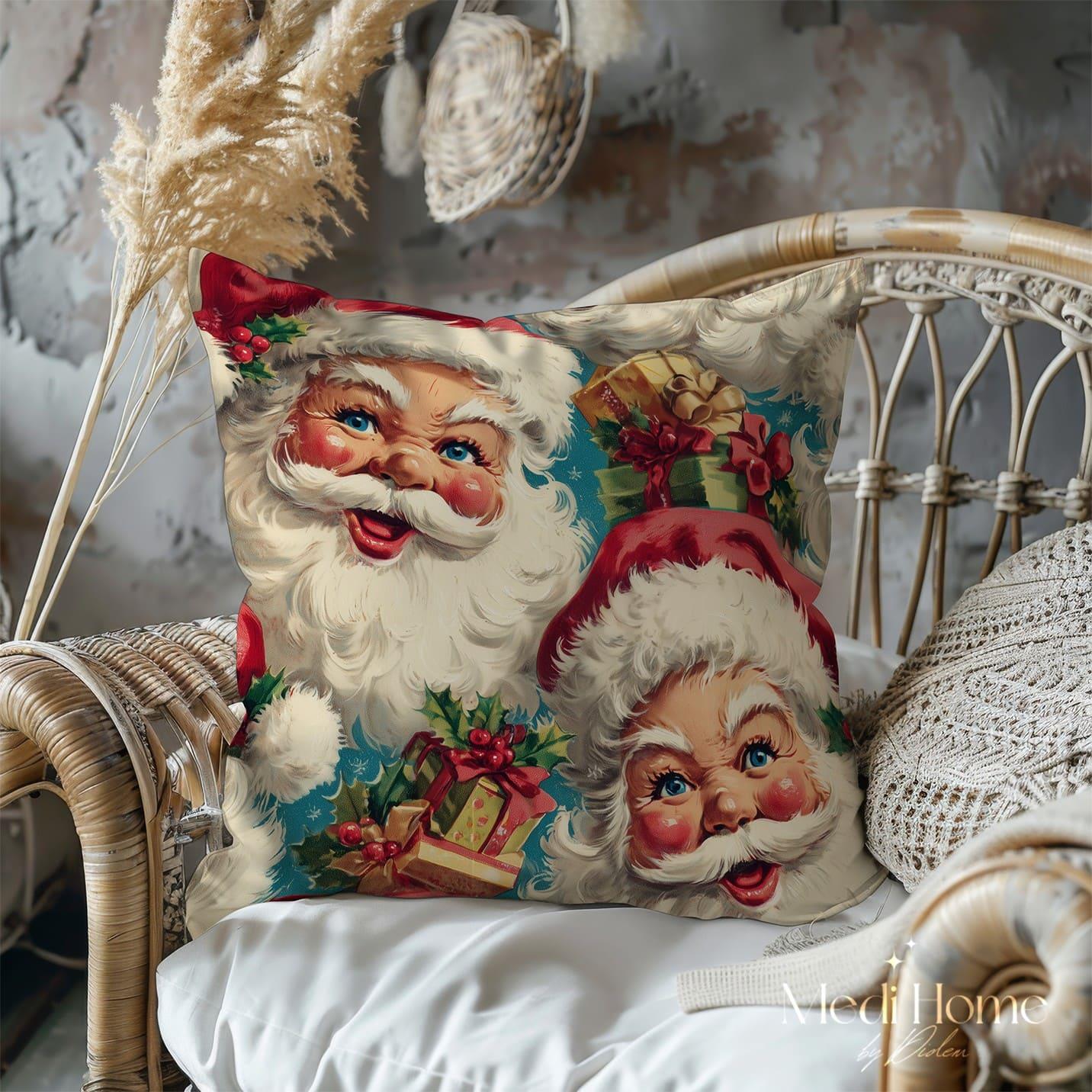 3 Boyutlu Retro Gülümseyen Noel Babalar 3'lü Pano Kumaşı