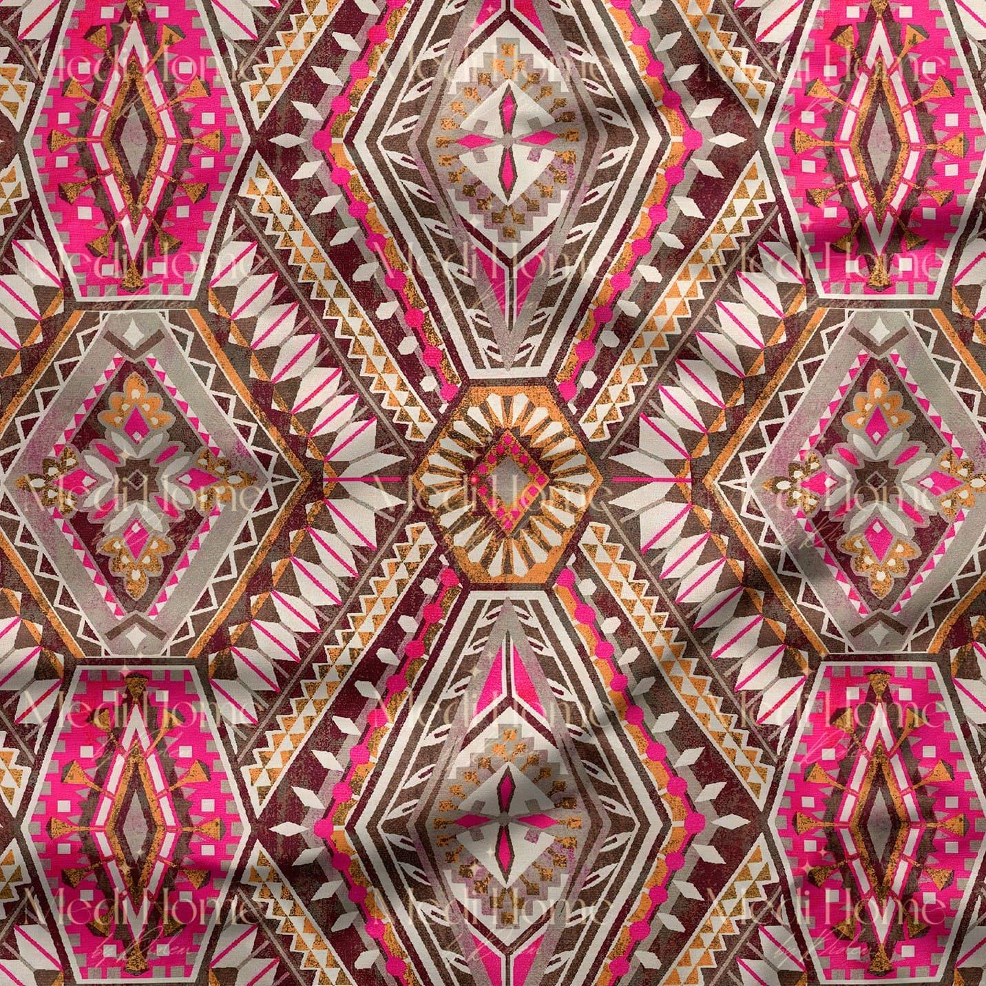Pembe Dokunuşlu Etnik Şıklık Dijital Baskılı Kumaş
