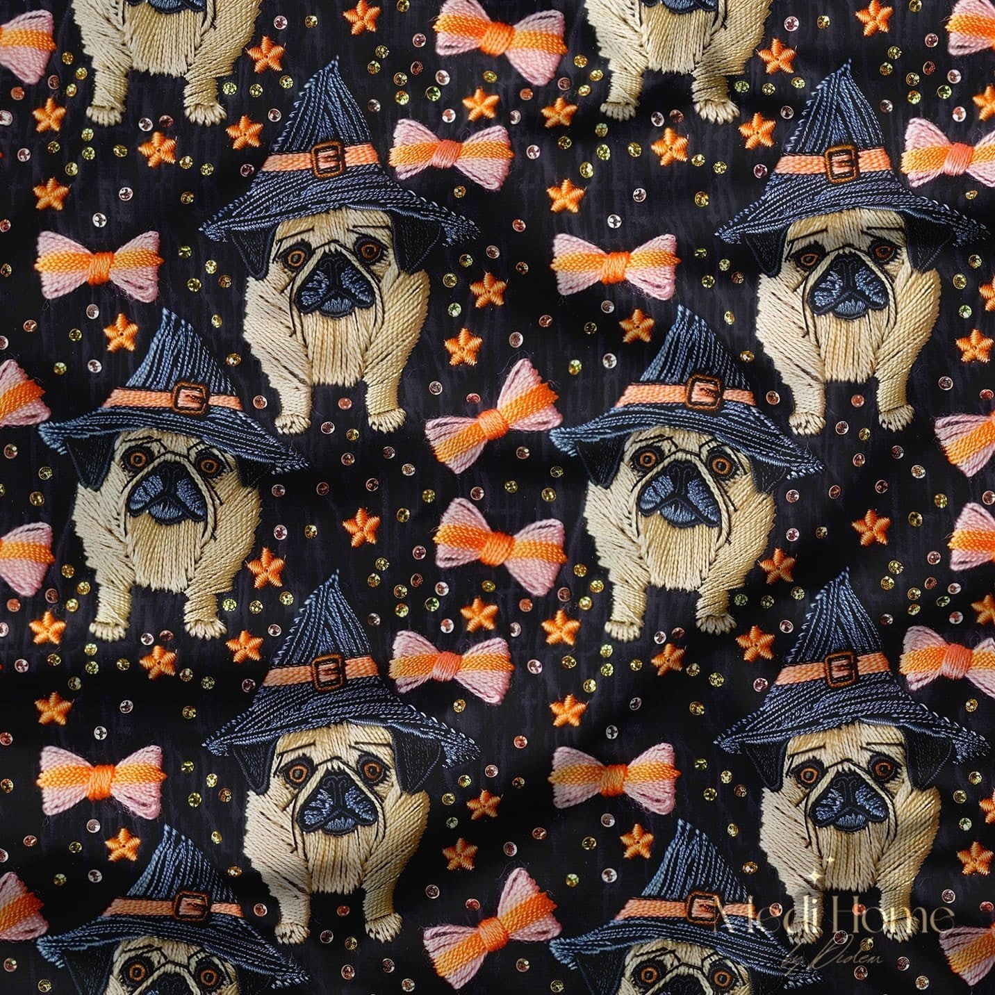 Cadı Şapkalı Sevimli Pug Köpekler Dijital Baskılı Kumaş