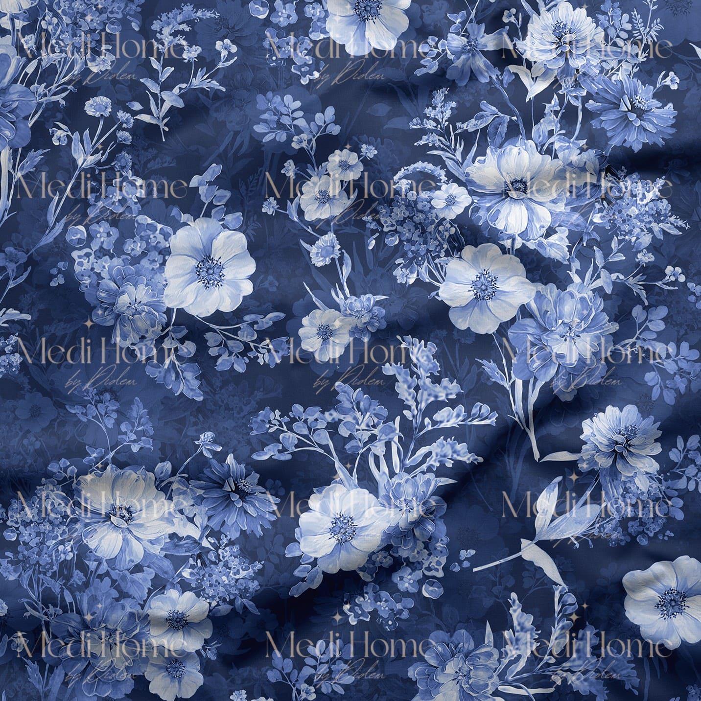 Gece Mavisi Üzerinde Monokrom Çiçek Şıklığı Dijital Baskılı Kumaş