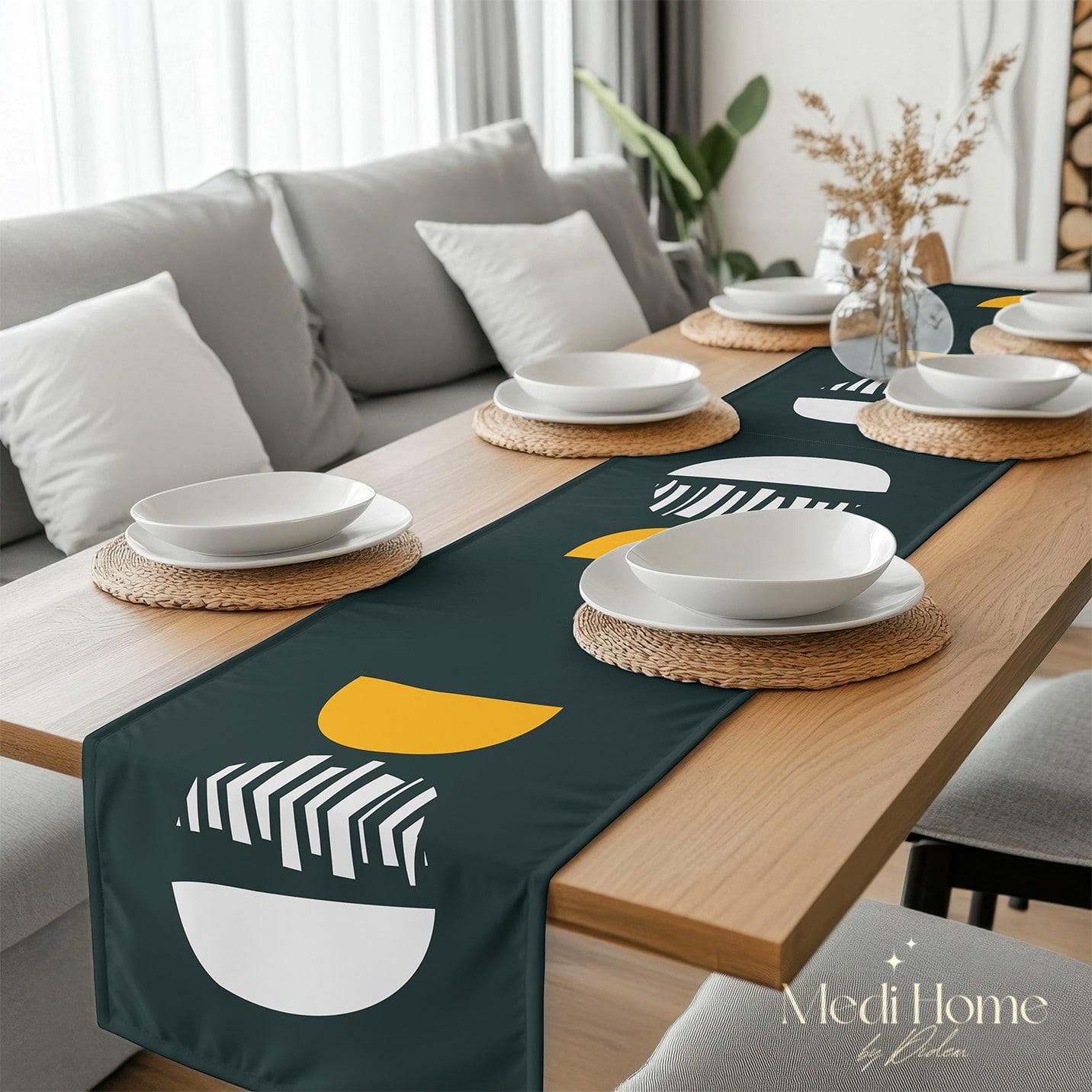 Modern Formların Dansı Dijital Baskılı Runner Kumaş