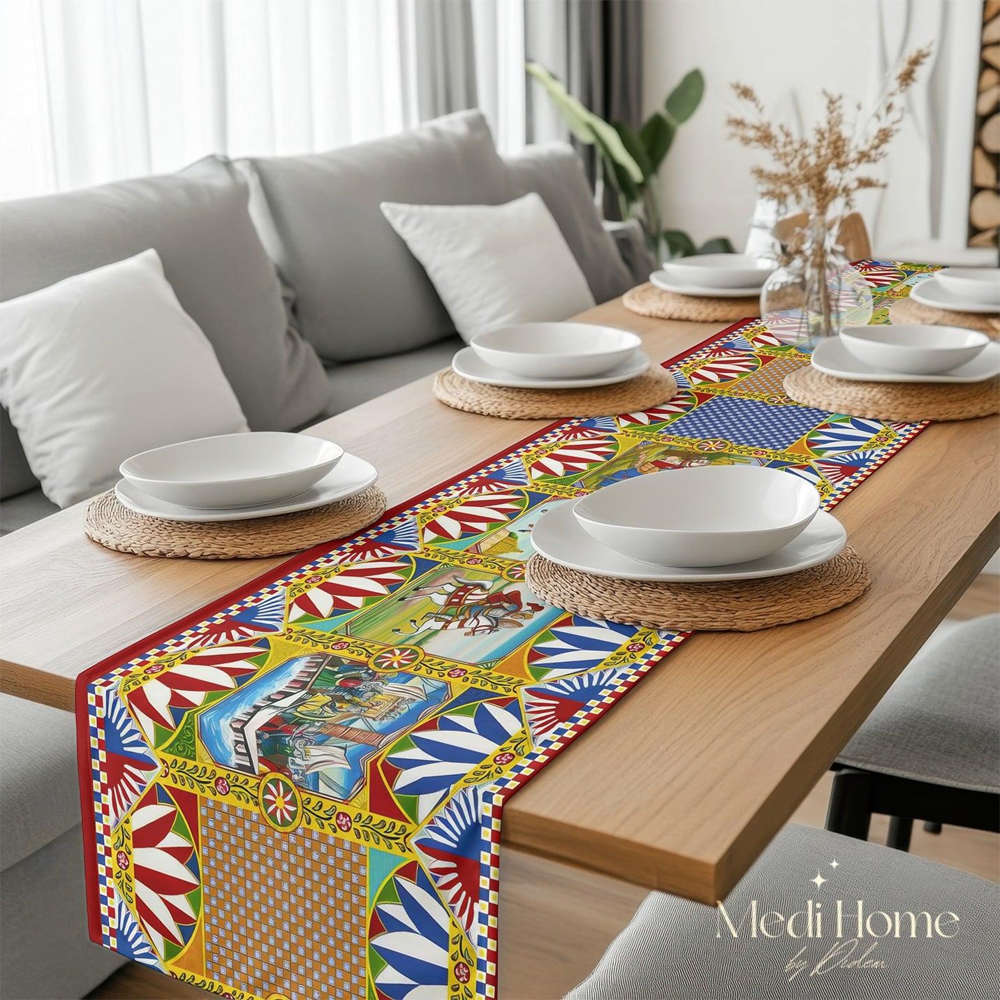 Sarayın Neşeli Duvarı Dijital Baskılı Runner Kumaş