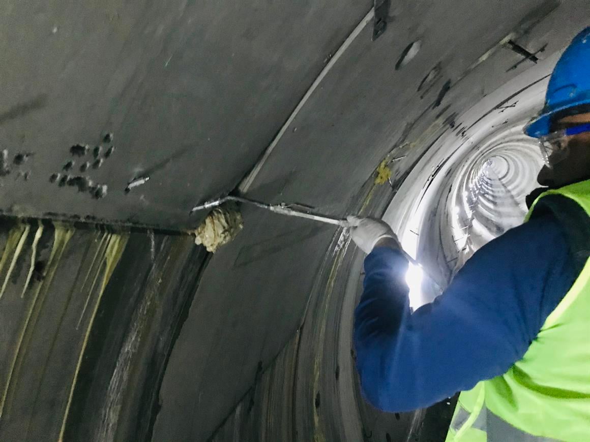 PUR 421 Poliüretan Enjeksiyon Makinesi