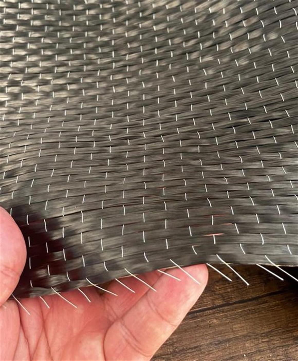 Karbon Fiber Kumaş 300 Gr 12K Tek Yönlü 50M2