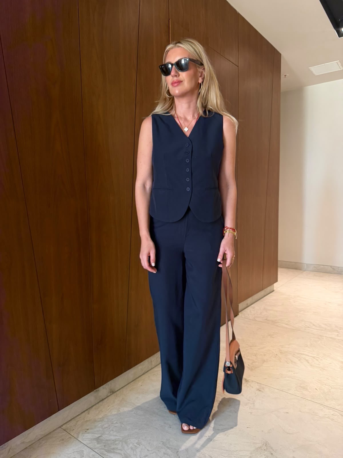 Arkası Güpürlü Yelek & Pantolon , Lacivert Tencel Takım