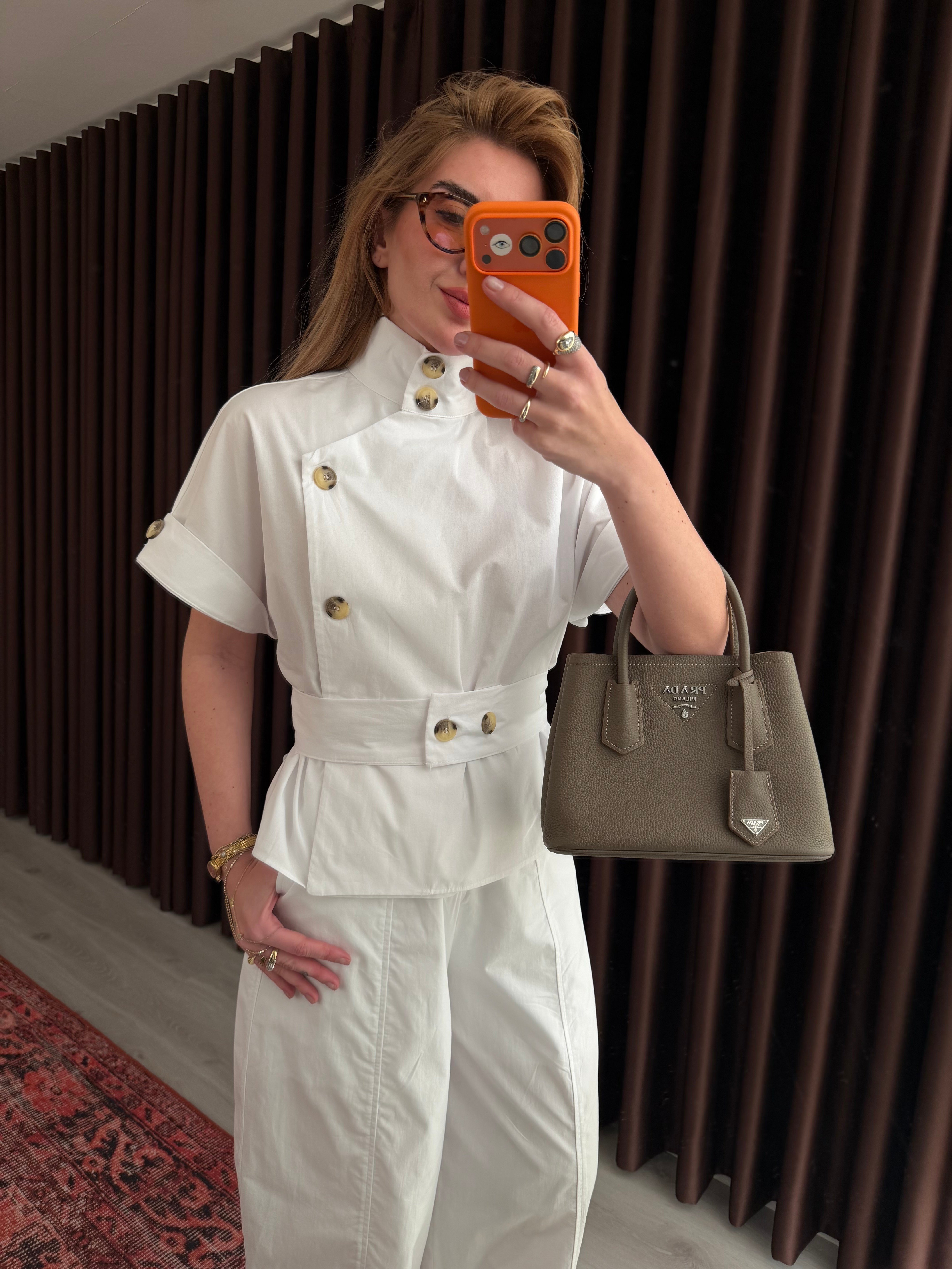 Dik Yaka , Düğme Detaylı , Premium Ekru Takım