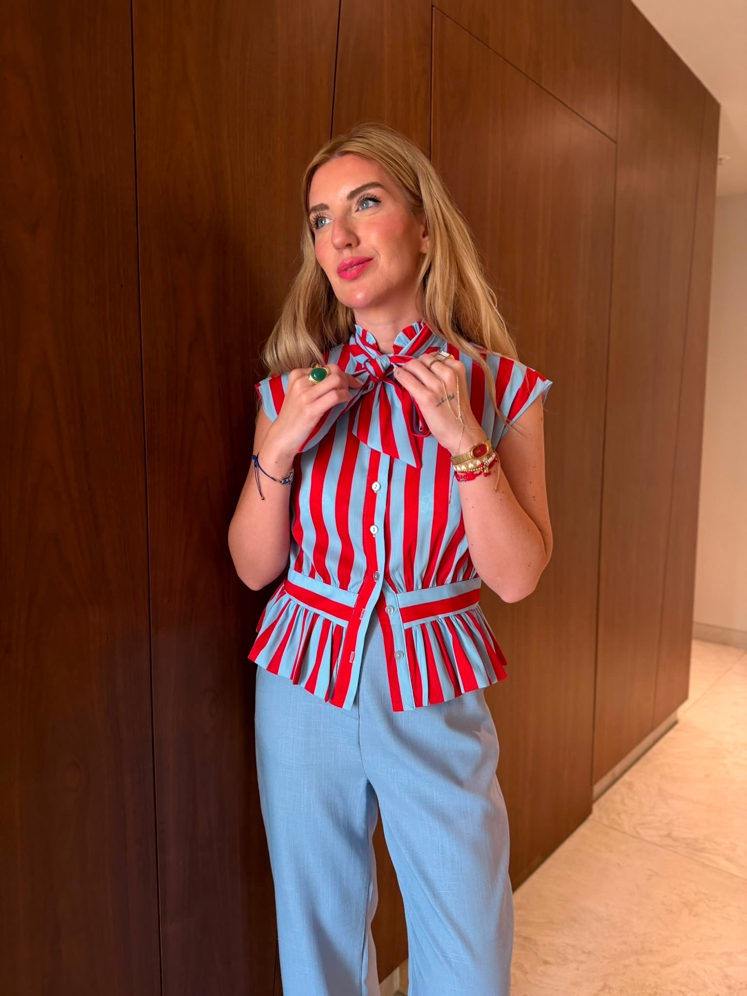 Orijinal Model , Kırmızı & Mavi Çizgili , Fularlı Gömlek